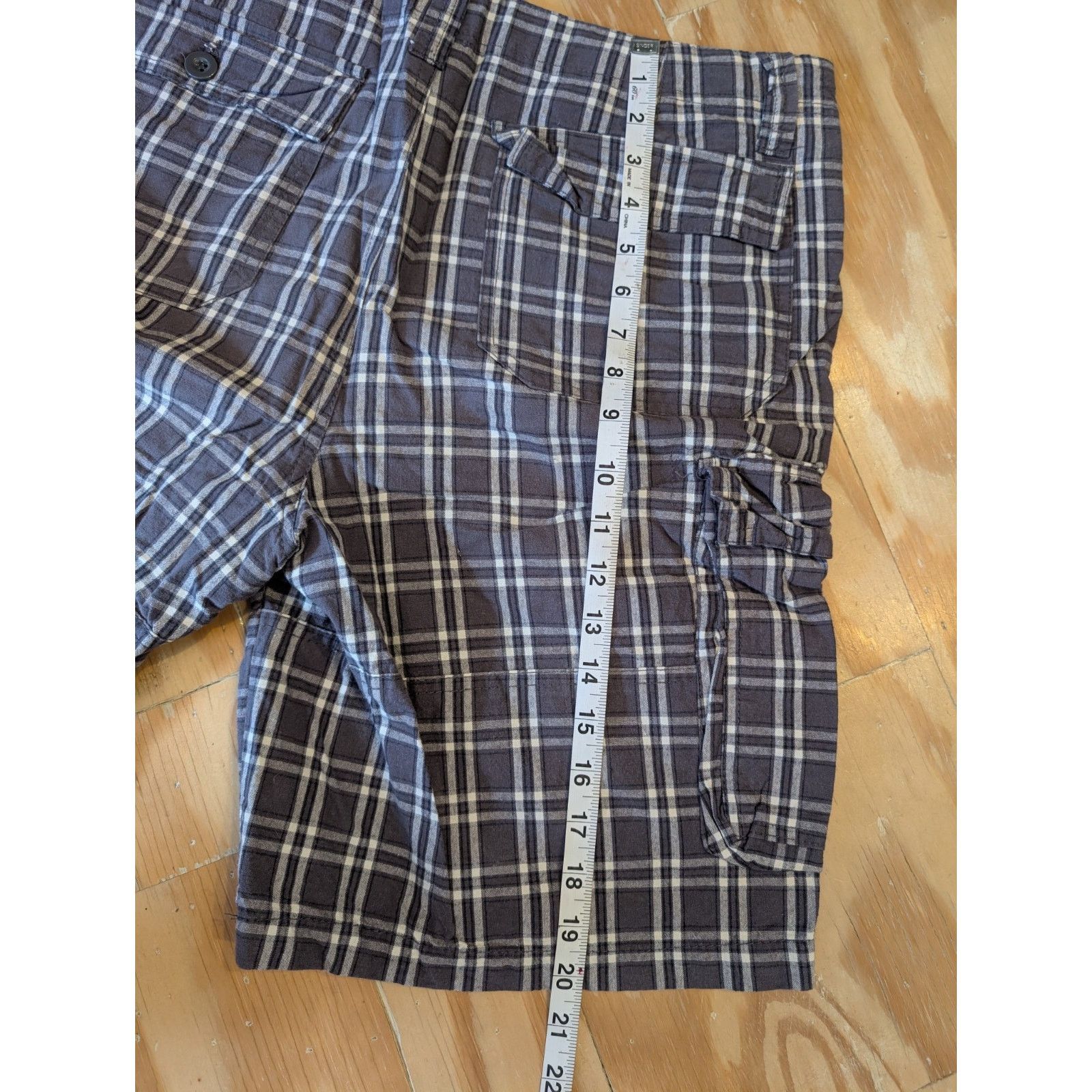 Bugle Boy Bugle Boy Men's Cargo Shorts Grey/White Plaid Size 32 Size US 32 / EU 48 - 4 Thumbnail