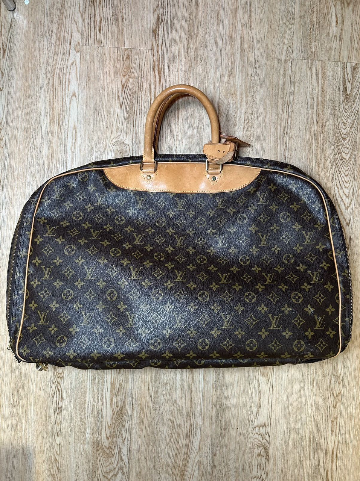 Louis Vuitton Louis Vuitton Alize 2 Poches in Monogram Canvas Size ONE SIZE - 2 Thumbnail