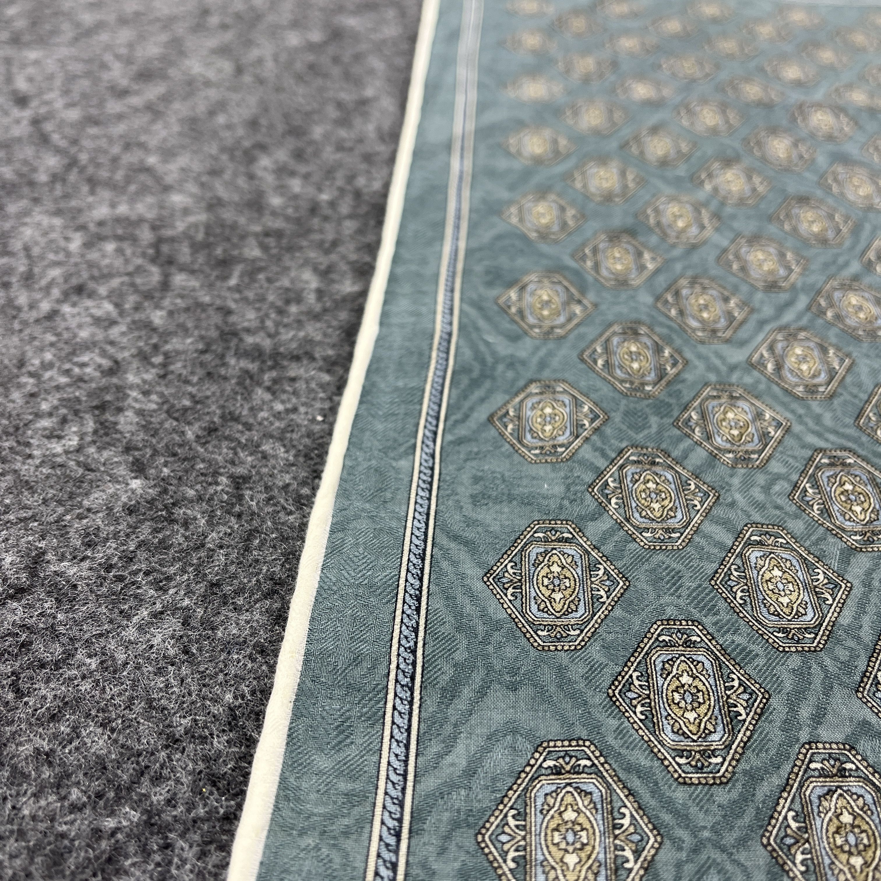 Burberry × Vintage Burberry Handkerchief / Bandana / Neckerchief B272 Size ONE SIZE - 8 Thumbnail