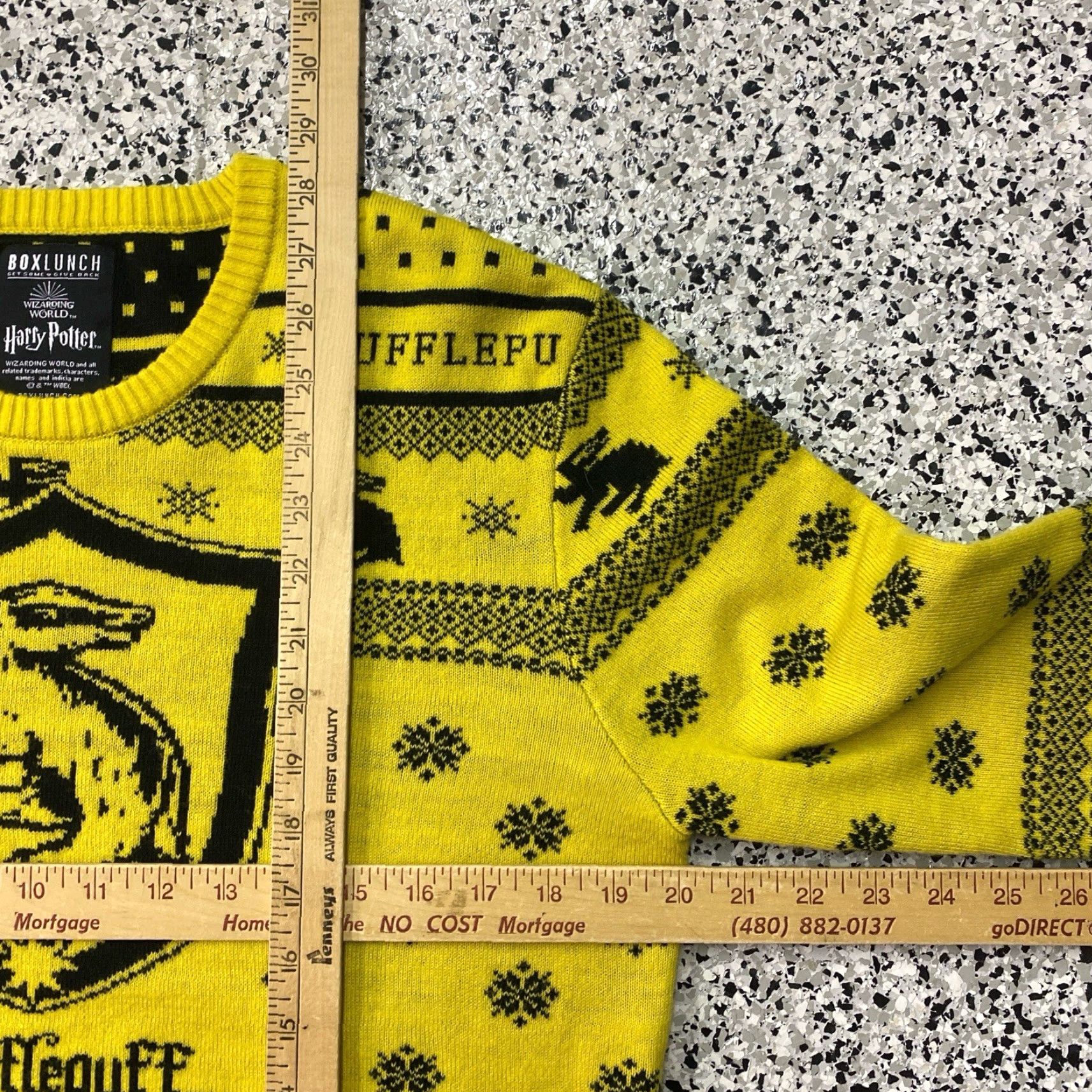 Vintage Boxlunch Harry Potter Ugly Christmas Sweater Size Medium Hufflepuff Size M / US 6-8 / IT 42-44 - 3 Thumbnail
