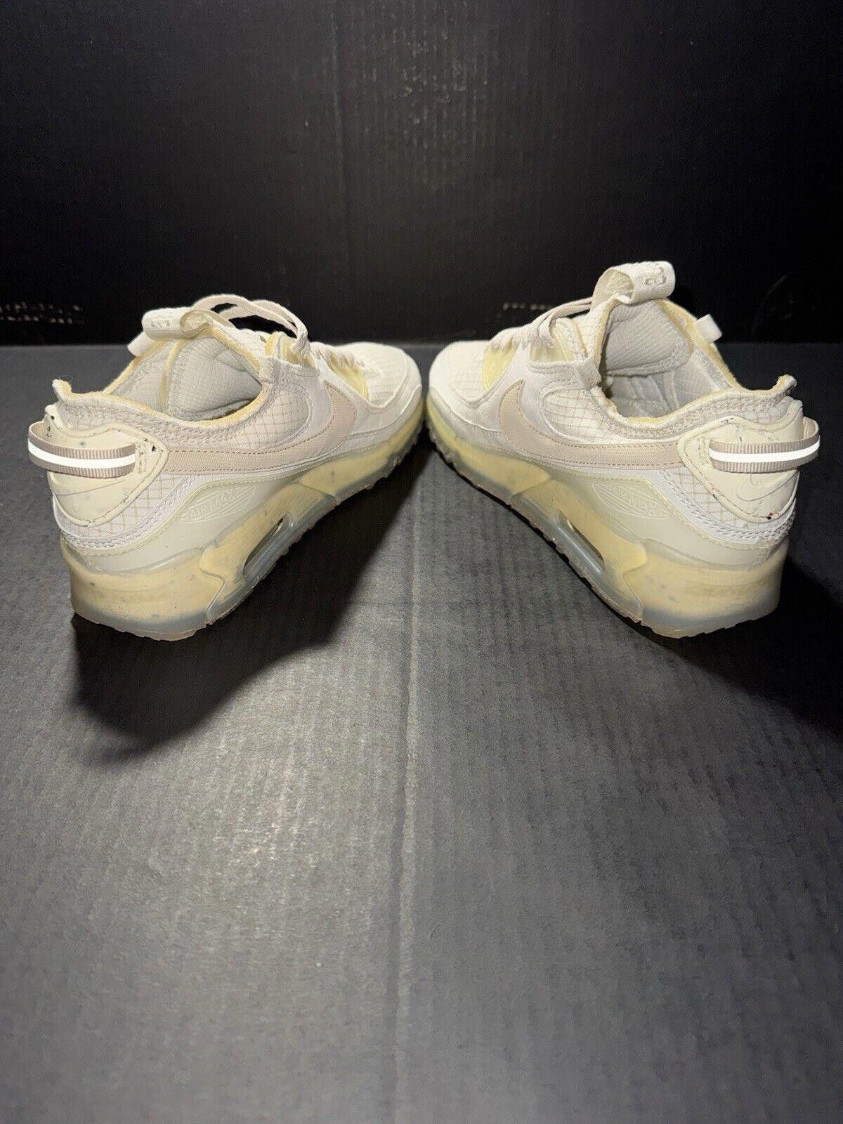 Nike Nike WMNS Air Max 90 Terrascape Light Bone DC9450-001 6.5 Size US 6.5 / IT 36.5 - 6 Thumbnail