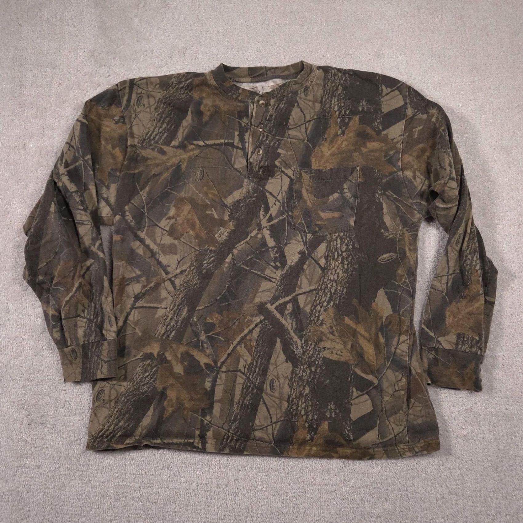 Vintage RedHead Henley Shirt Mens XL Brown Camo Pocket Tee Long Sleeve Hunting Outdoor Size US XL / EU 56 / 4 - 2 Thumbnail