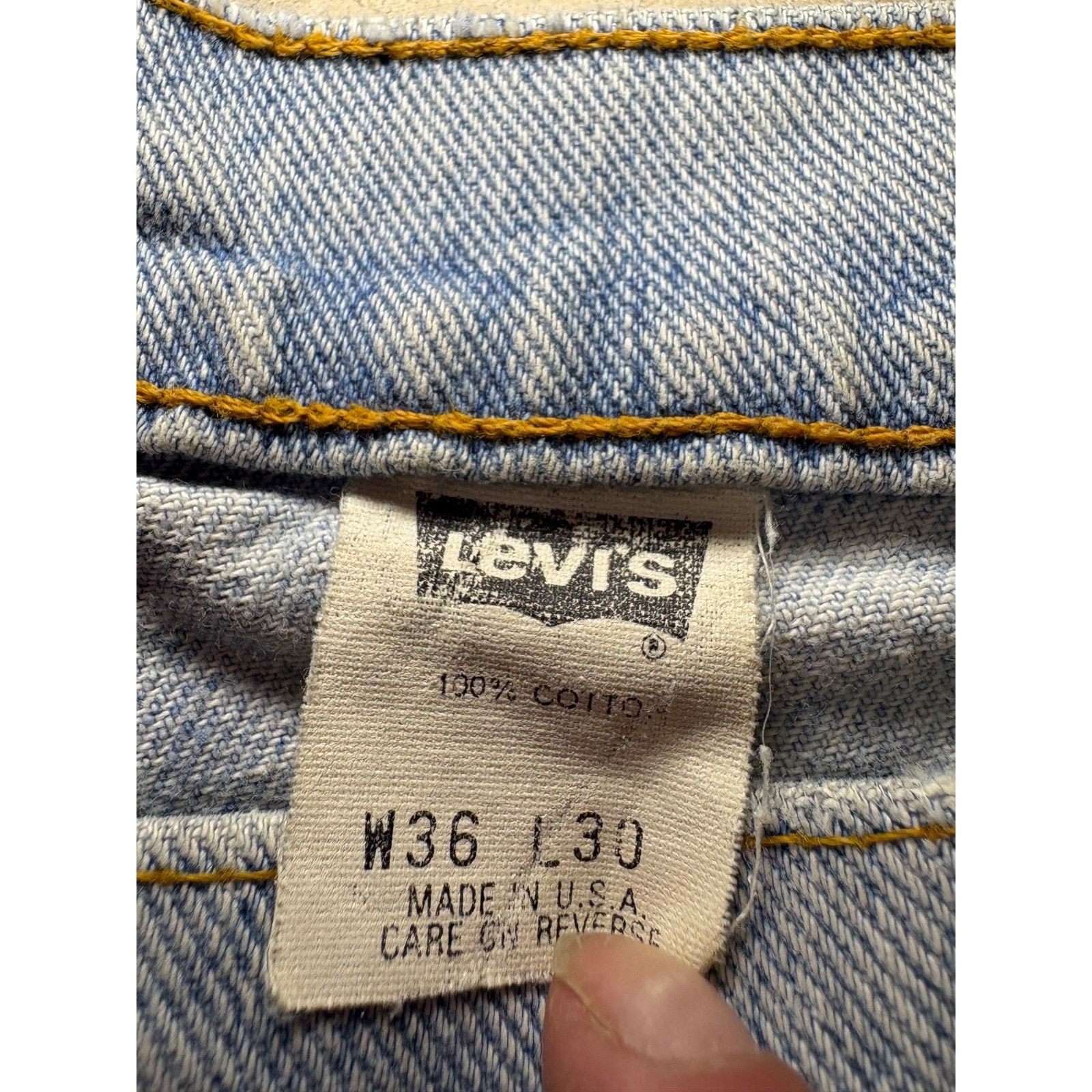 Levi's VTG Levi’s 560 Loose Fit High Rise Light Jeans USA Made 36 Size US 36 / EU 52 - 13 Thumbnail