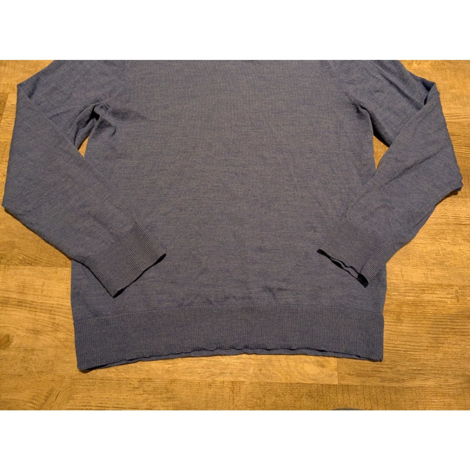 Gap GAP Men’s Blue V-Neck Sweater 100% Italian Merino Wool Size M Pullover Knit Lightweight All Seasons Casual Business Size US M / EU 48-50 / 2 - 5 Thumbnail