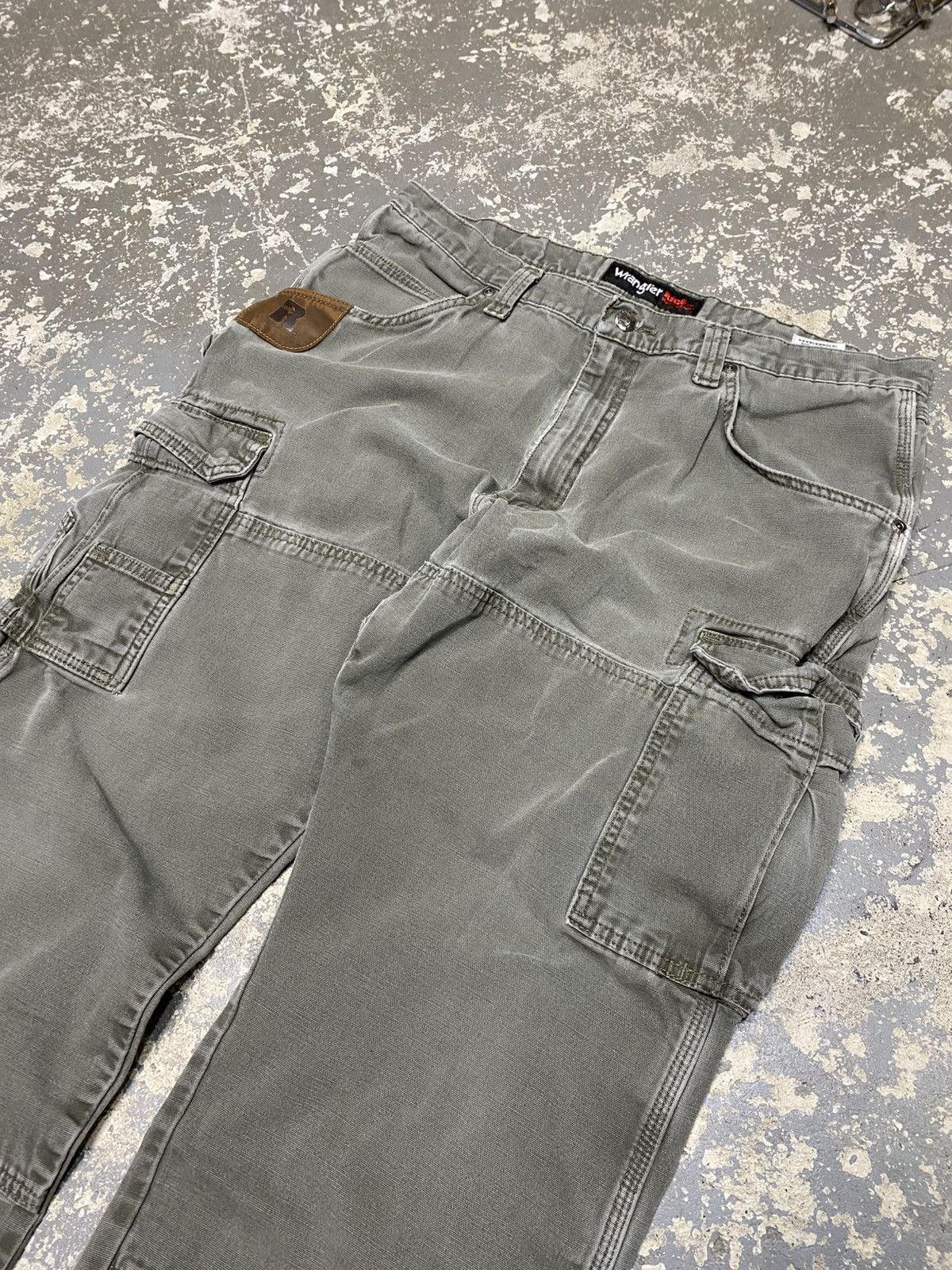 Carhartt × Dickies × Vintage Vintage Wrangler Riggs Carpenter Double Knee Baggy Fit Pants Size US 34 / EU 50 - 5 Thumbnail