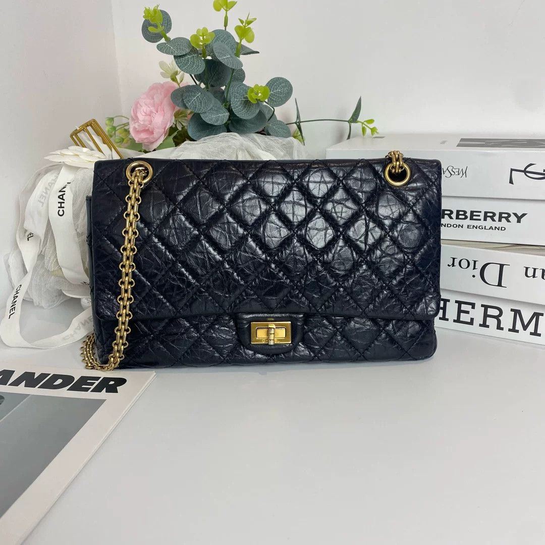Chanel Pre-loved Bag Very good condition Size ONE SIZE - 1 Thumbnail