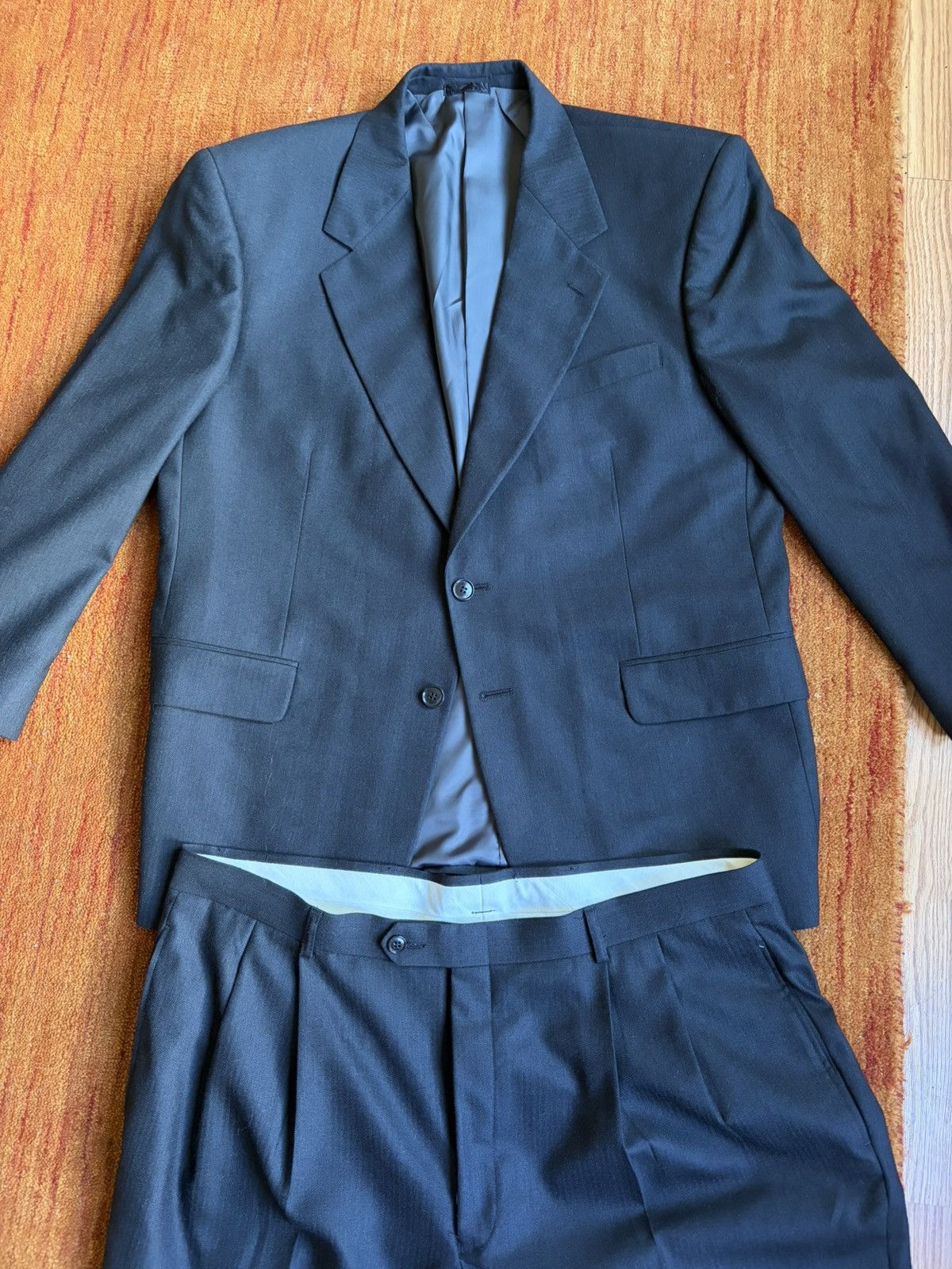 Albert Nipon 100% Pure Wool Vintage Suit Size 40R - 1 Thumbnail