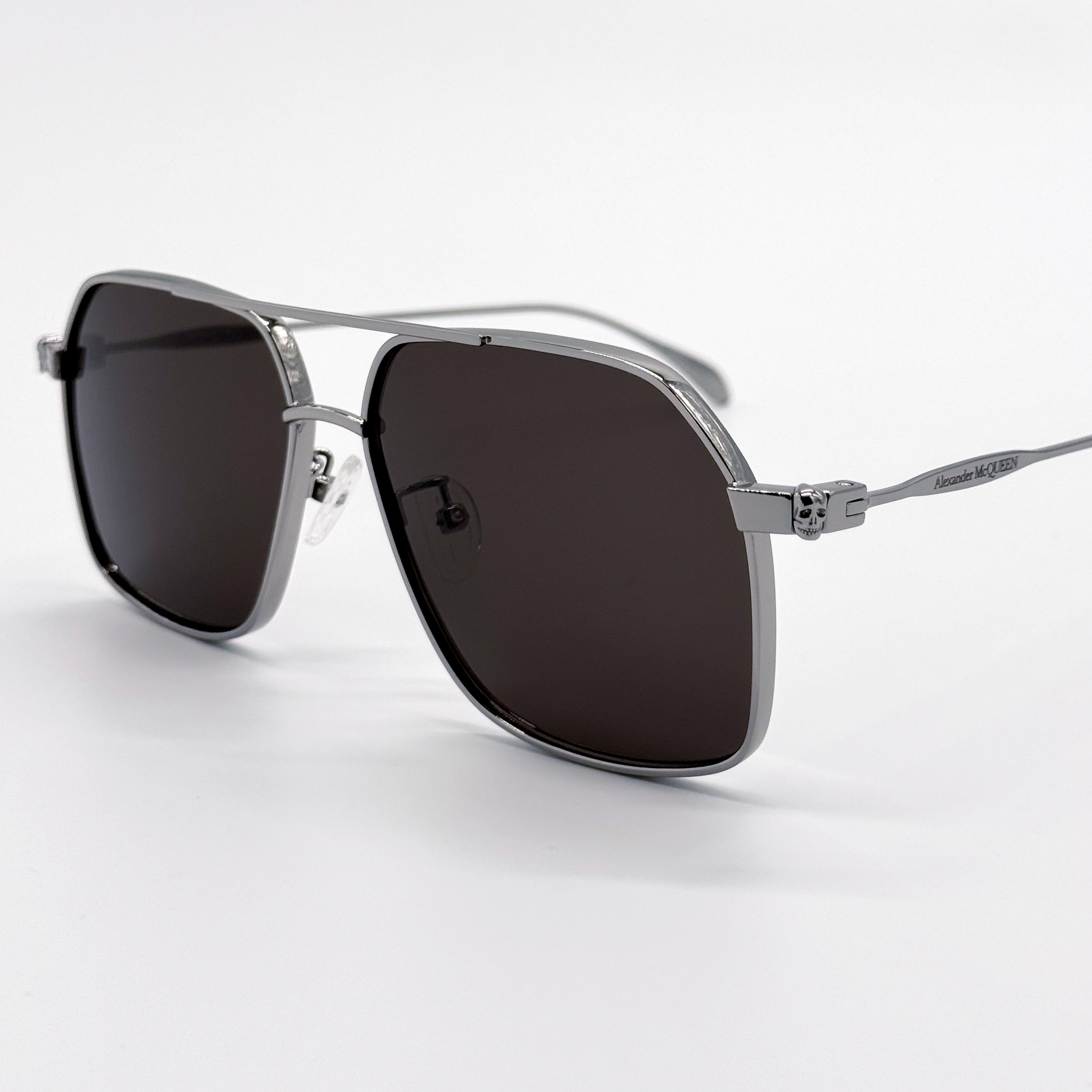Alexander McQueen NEW ALEXANDER MCQUEEN AM0372S 001 PILOT SILVER SUNGLASSES Size ONE SIZE - 3 Thumbnail