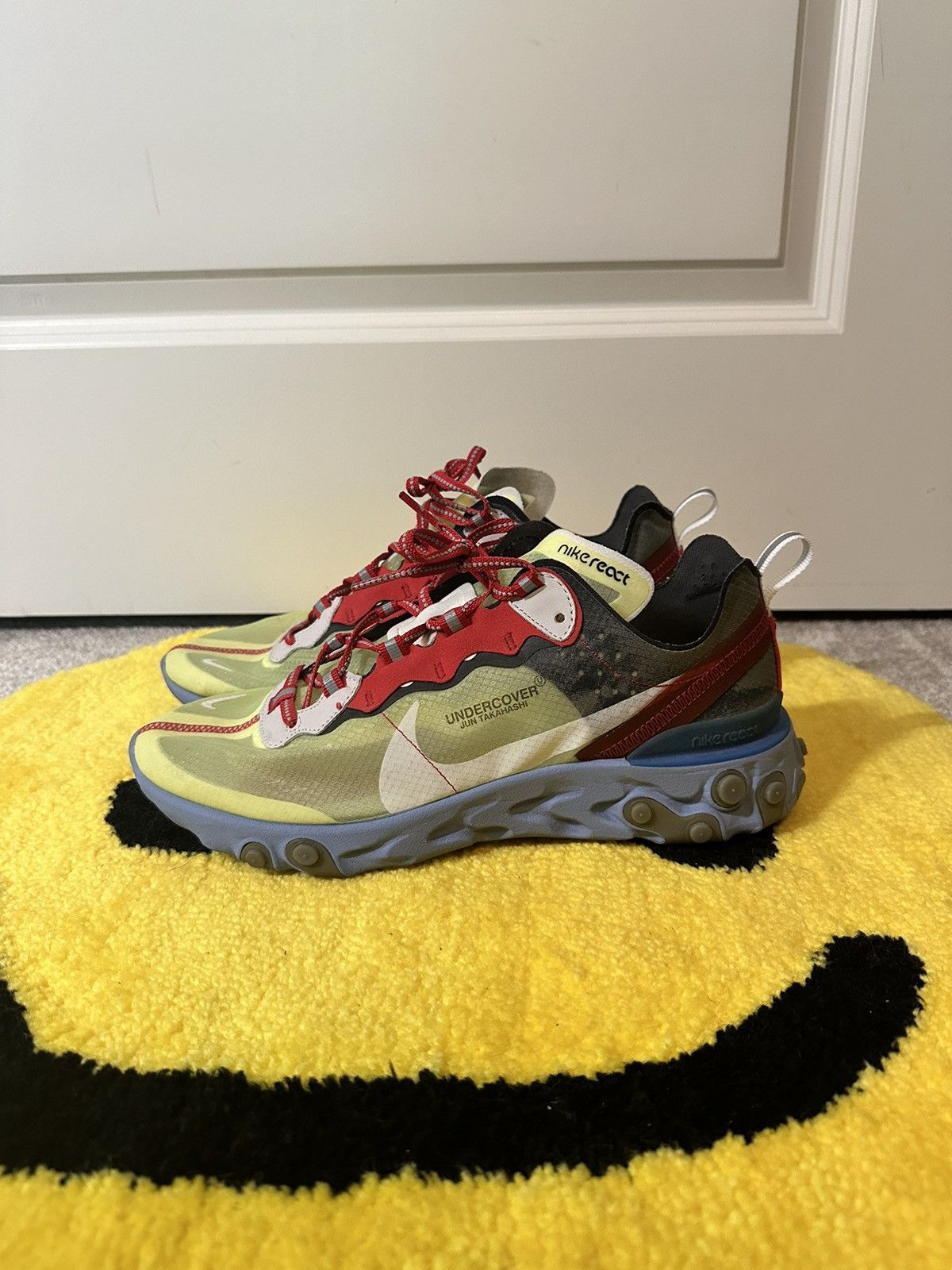 Nike react element undercover volt best sale