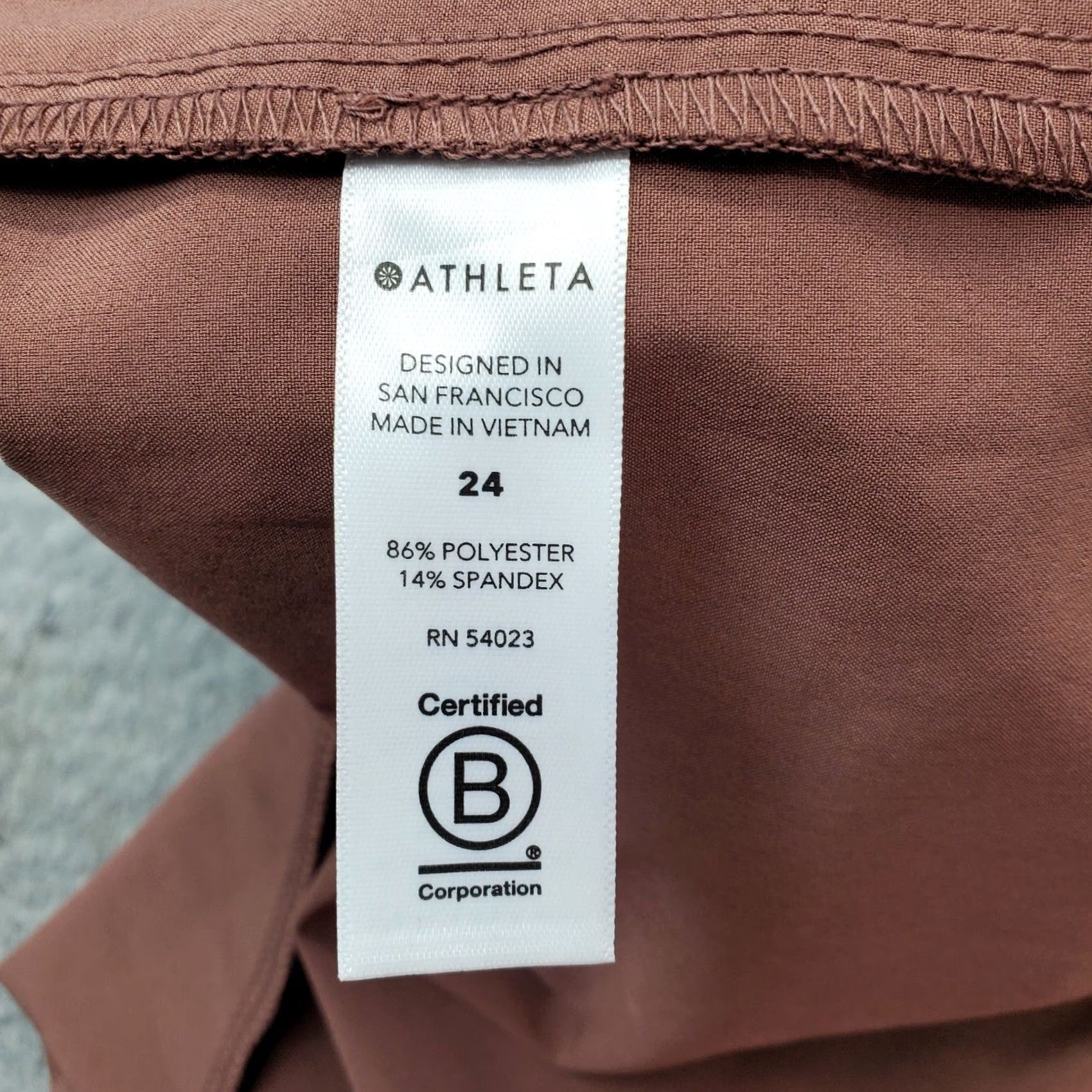Athleta Athleta Pants Womens 24 Multi Stretch Pockets Drawstring Waist Size 42" / US 20 - 7 Thumbnail