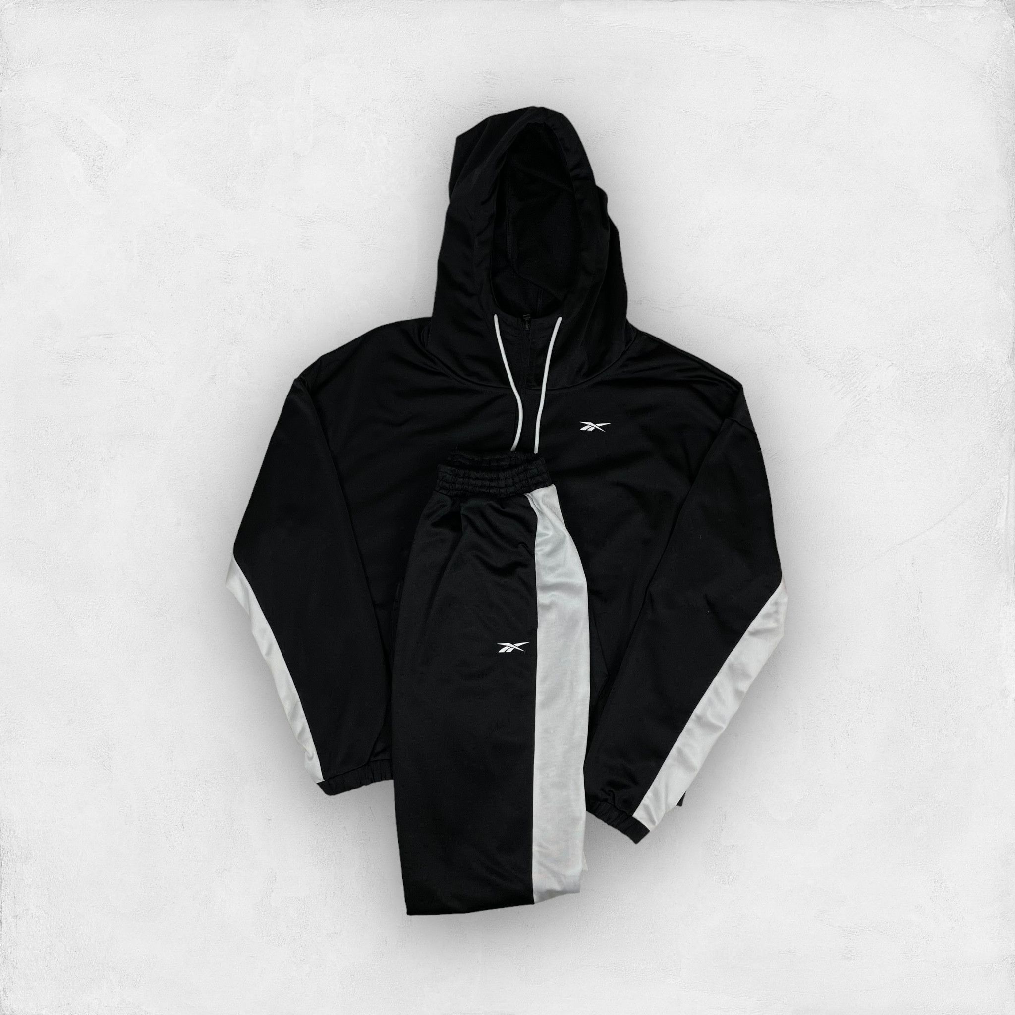 Reebok Womens Black White Linear Logo Hoodie Tracksuit Small