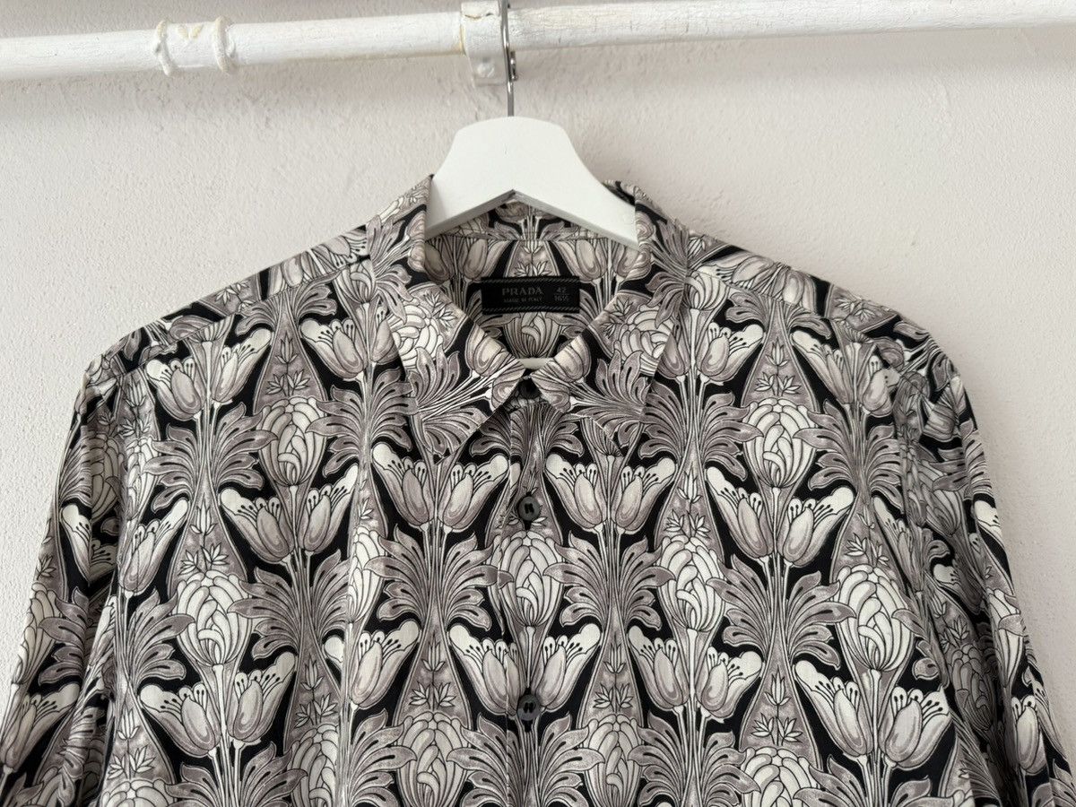 Prada Art Deco Floral Print Cotton Shirt – Size 42 Size US L / EU 52-54 / 3 - 3 Thumbnail