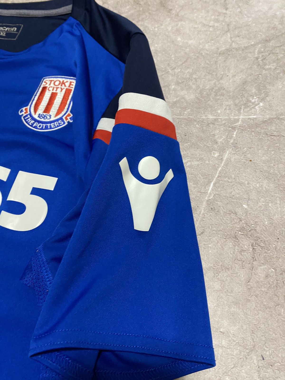 Macron Macron Stoke City The Potters Home Soccer Football Jersey Size US XL / EU 56 / 4 - 10 Thumbnail