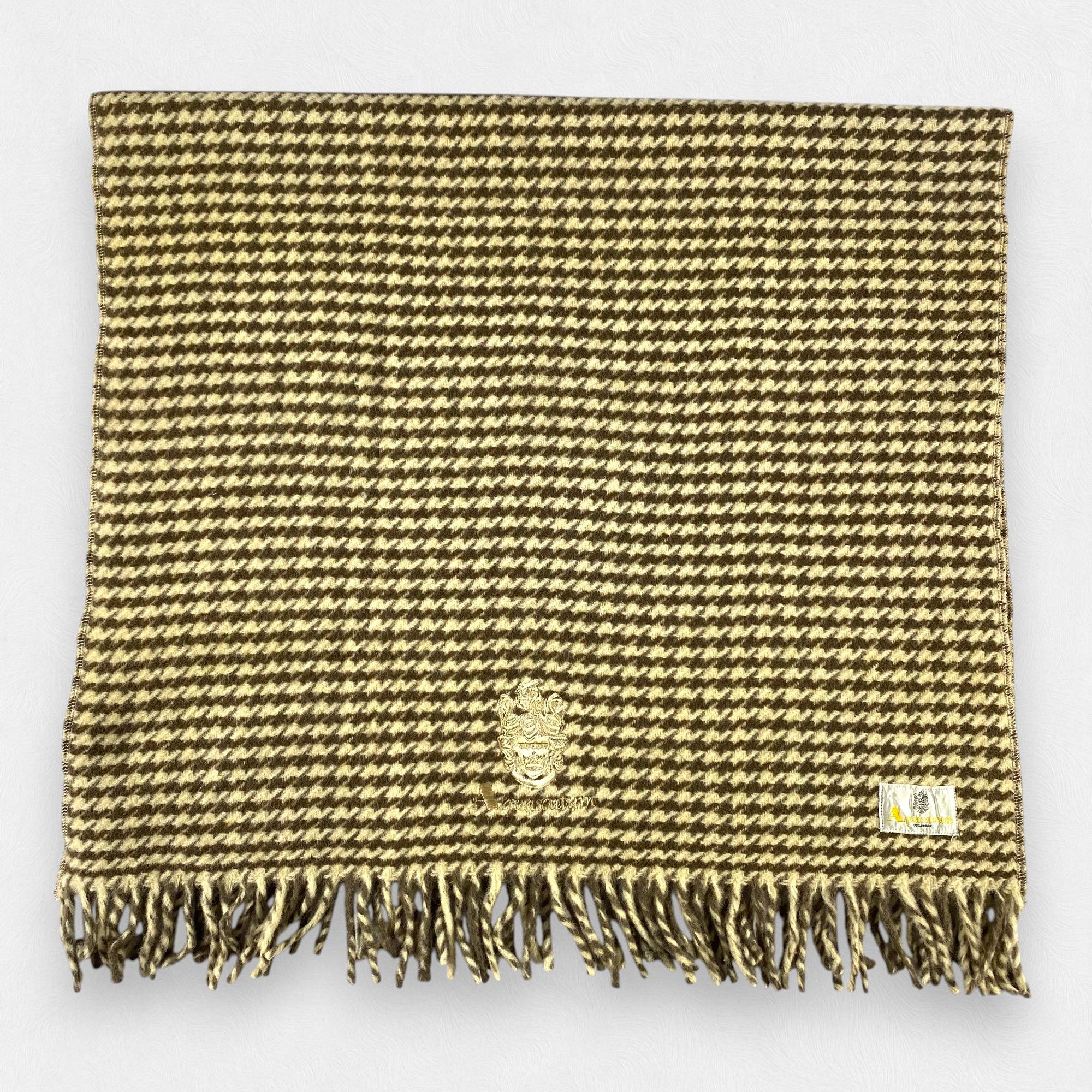 Aquascutum Aquascutum Scarf Neck Wrap Wool Muffler Size ONE SIZE - 1 Thumbnail
