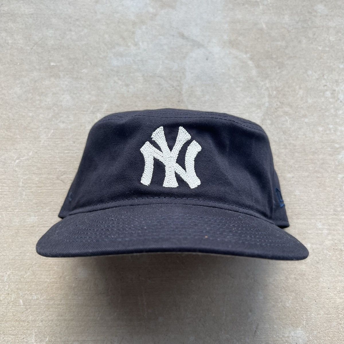 Kith × New Era SS23 New Era New York Yankees Pillbox Fitted