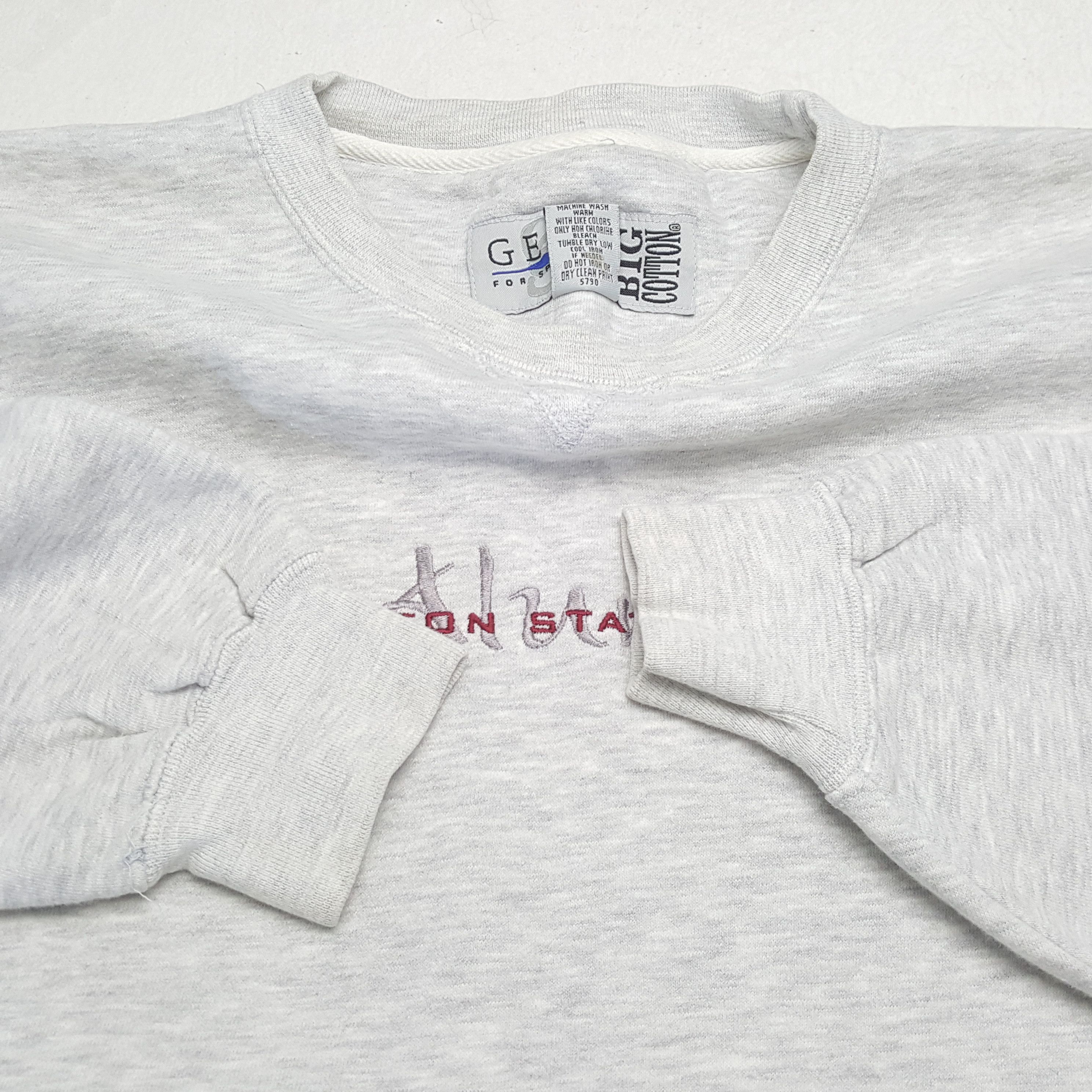 Vintage WASHINGTON STATE UNIVERSITY Center Design Sweatshirt Size US XL / EU 56 / 4 - 8 Thumbnail