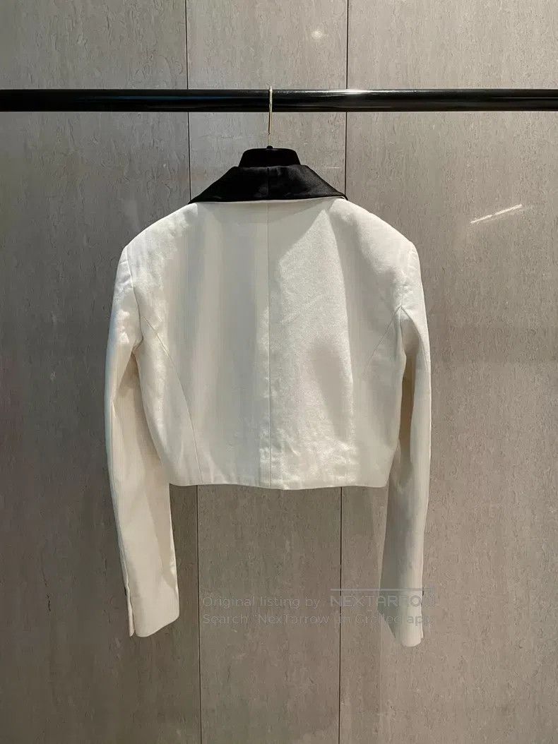 Chanel Chanel Black and white lapel coat Size S / US 4 / IT 40 - 4 Thumbnail
