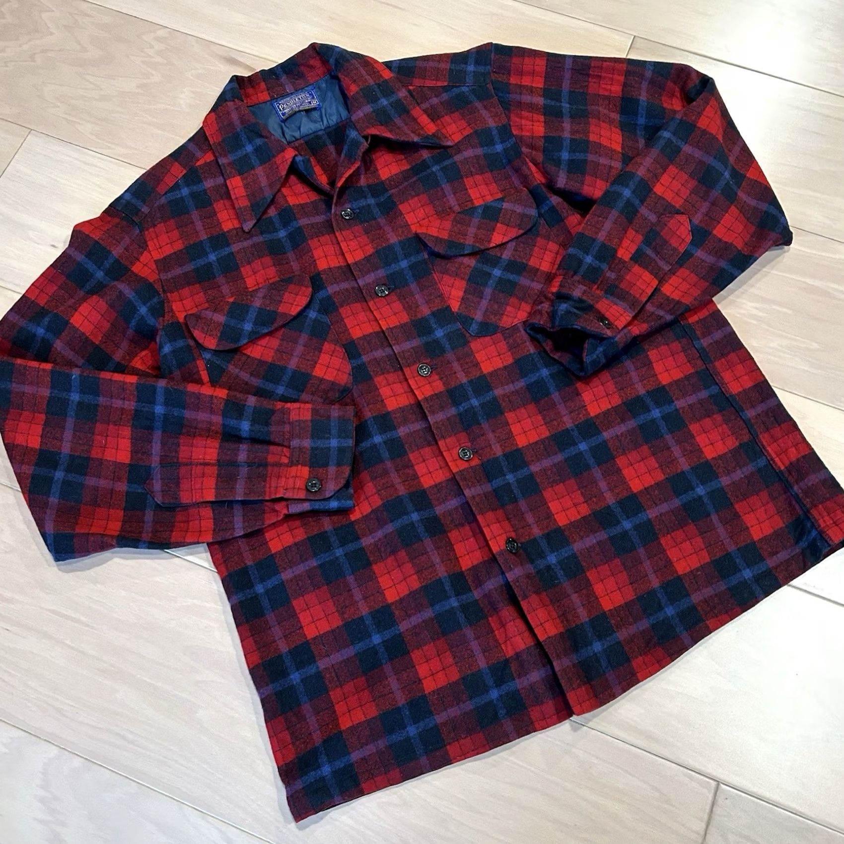 Pendleton VINTAGE Pendleton Board Shirt Mens Medium Red Plaid Wool Long Sleeve Button-Up Collar Loop Pockets 100% Wool USA Size US M / EU 48-50 / 2 - 2 Thumbnail