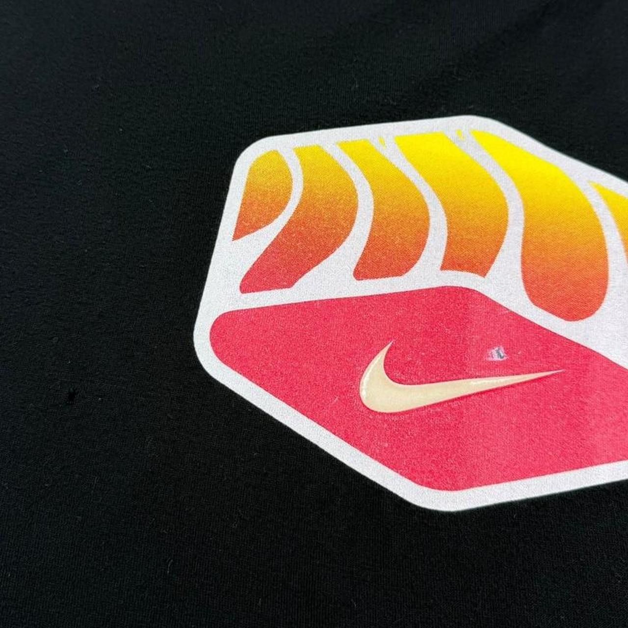 Nike Vintage 2000s Nike TN T-Shirt Vein Logo Black - Medium Size US M / EU 48-50 / 2 - 6 Thumbnail