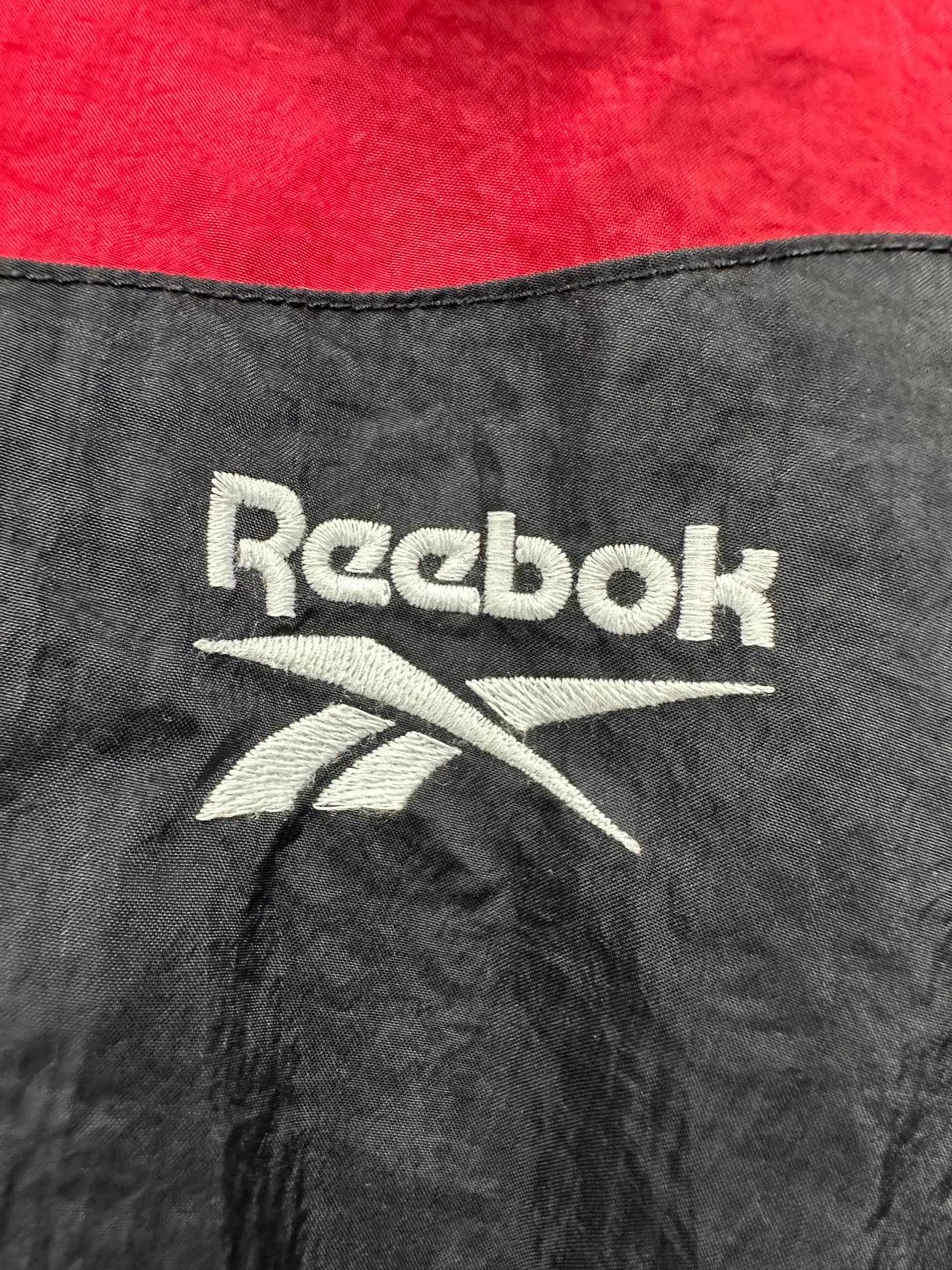Vetements Vetements x Reebok Oversized Batwing Hooded Jacket S Size US S / EU 44-46 / 1 - 6 Thumbnail