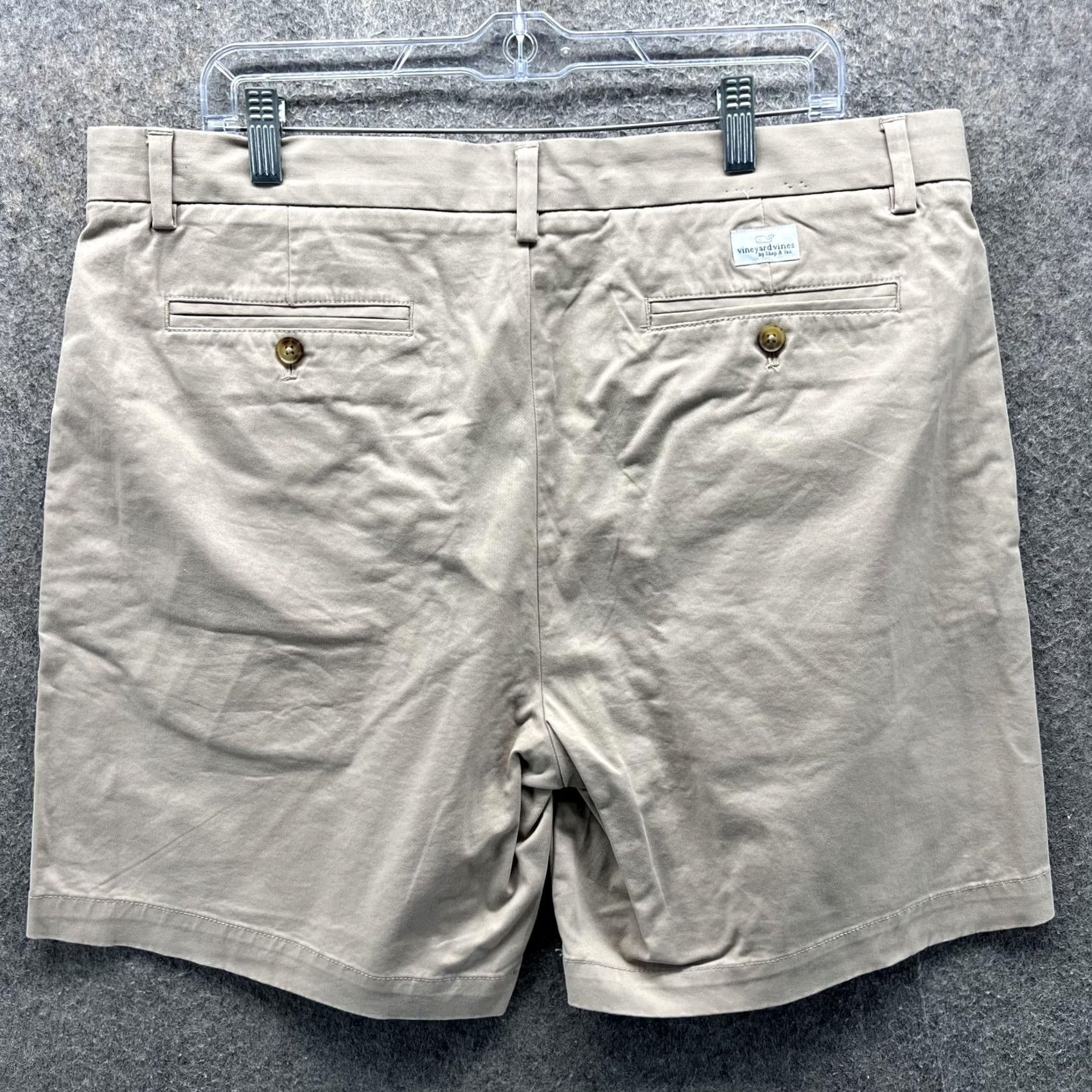 Vineyard Vines Vineyard Vines Shorts Mens 36 Beige Chino Flat Front Casual 9 Inseam Summer Size US 36 / EU 52 - 7 Thumbnail