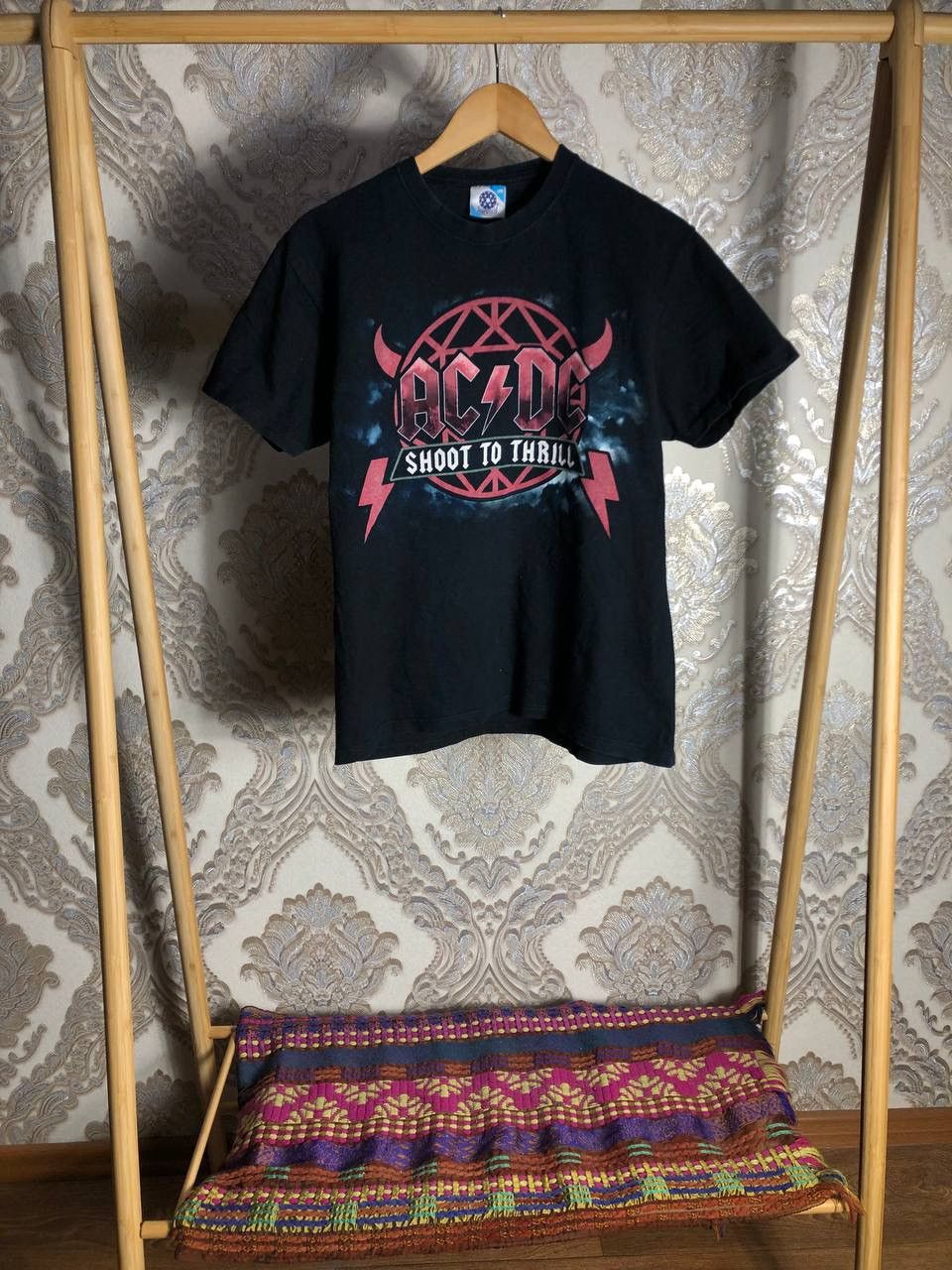 AC/DC × Vintage VERY RARE AC/DC SHOOT TO THRILL ROCK TOUR T-SHIRT 2010 Y2K Size US M / EU 48-50 / 2 - 1 Thumbnail