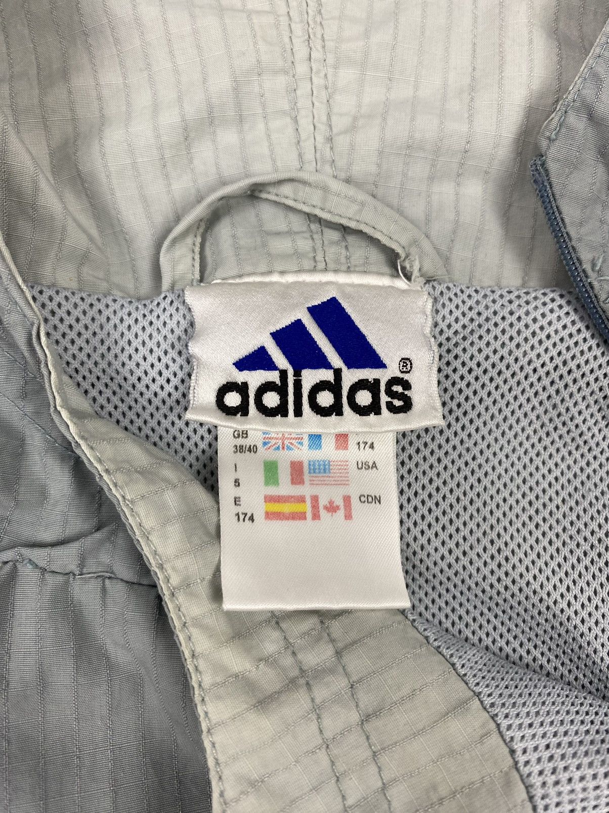 Adidas 2000’s Vintage Adidas Asymmetric Zip Anorak Size US M / EU 48-50 / 2 - 4 Thumbnail