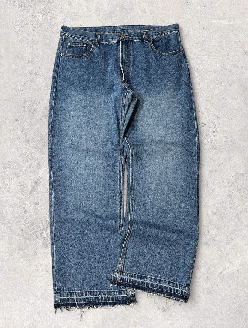 Japanese Brand Vintage wide leg baggy jeans Size US 36 / EU 52 - 1 Thumbnail