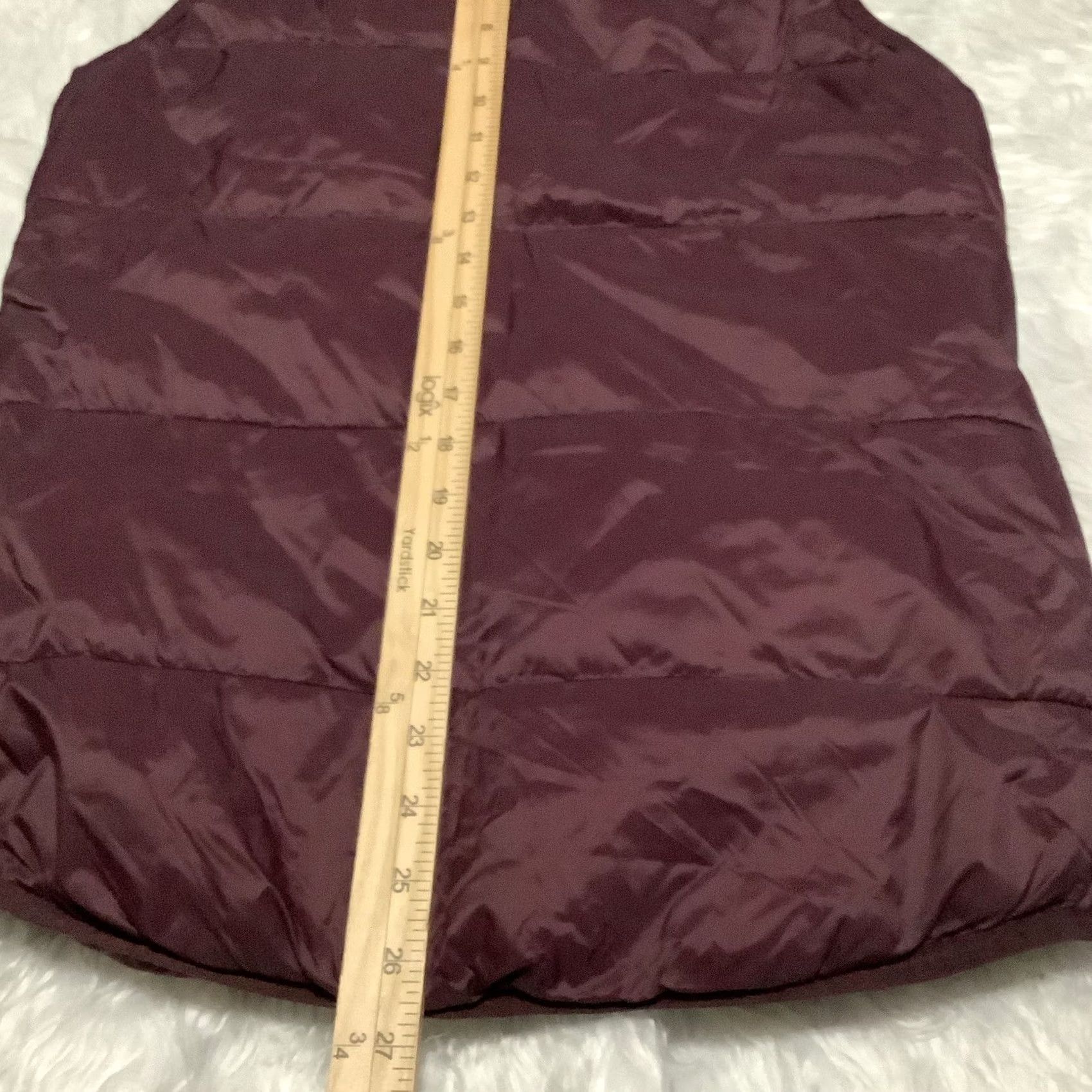 Vintage Xersion Packable Womens XS Burgundy Zip Front Puffer Vest Full Pockets Size XS / US 0-2 / IT 36-38 - 7 Thumbnail