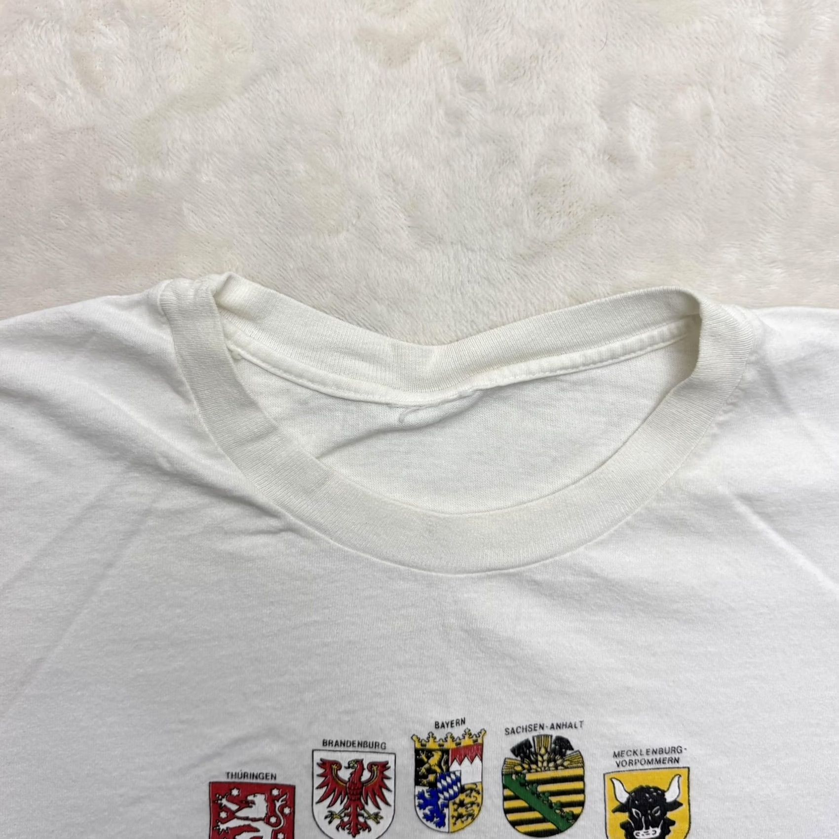 Vintage Germany Eagle Crest Shirt Mens XL White Graphic Travel Souvenir Tee Size US XL / EU 56 / 4 - 3 Thumbnail