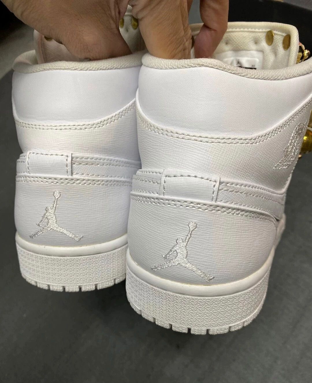 Nike Air Jordan 1 AJ1 King Custom 99 New 44 Size US 11 / EU 44 - 5 Thumbnail