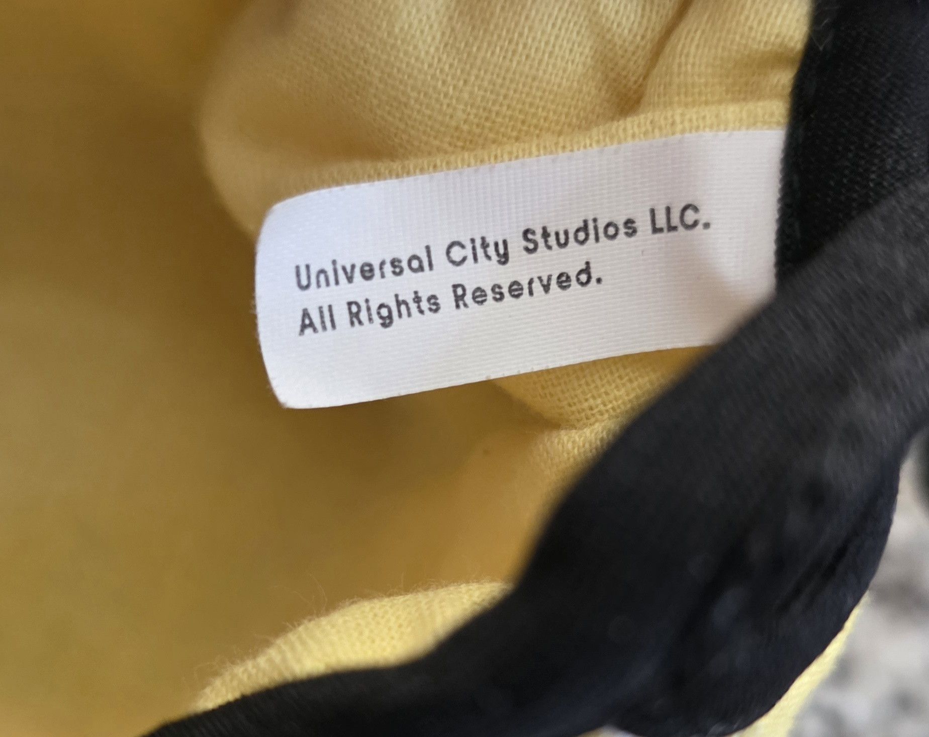 Other NWOT New Without Tags Minion One Eye Unisex Child Face Mask Size ONE SIZE - 3 Thumbnail