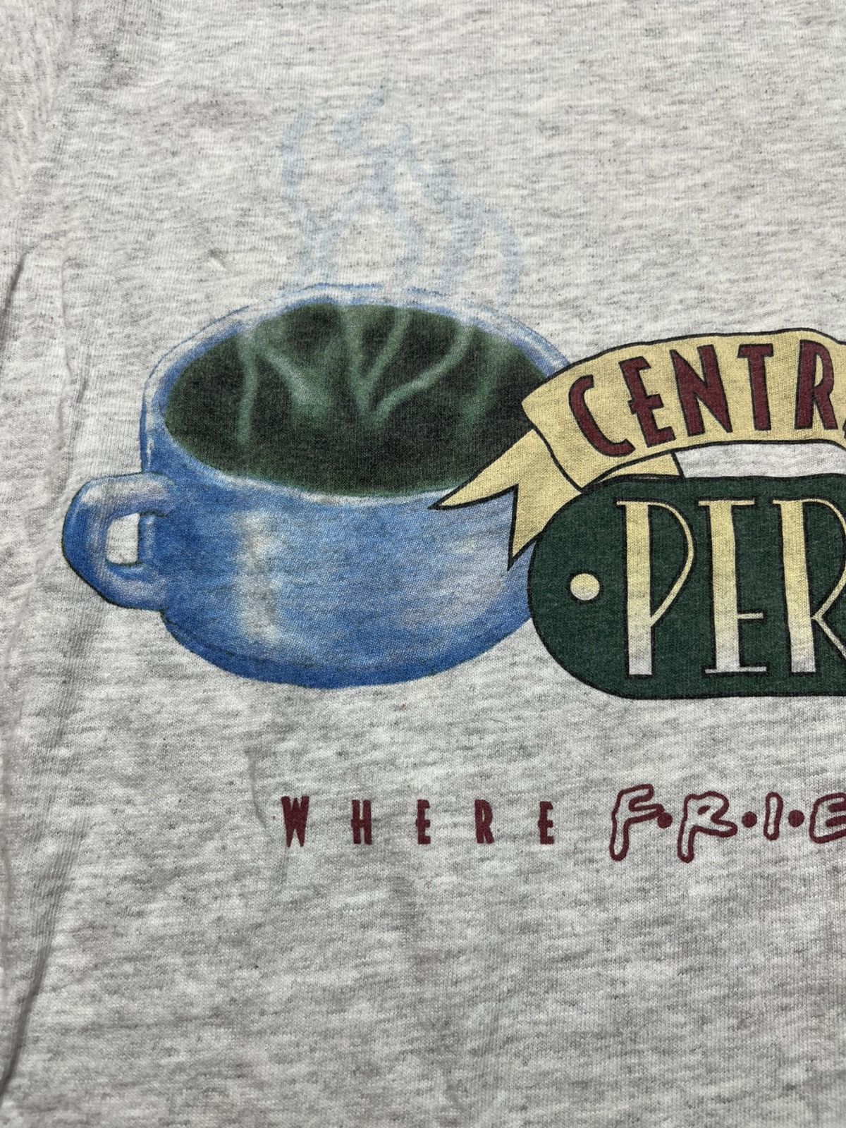 Warner Bros VTG 90s Friends Central Perk Coffee T Shirt Warner Bros Sz S Size US S / EU 44-46 / 1 - 8 Thumbnail