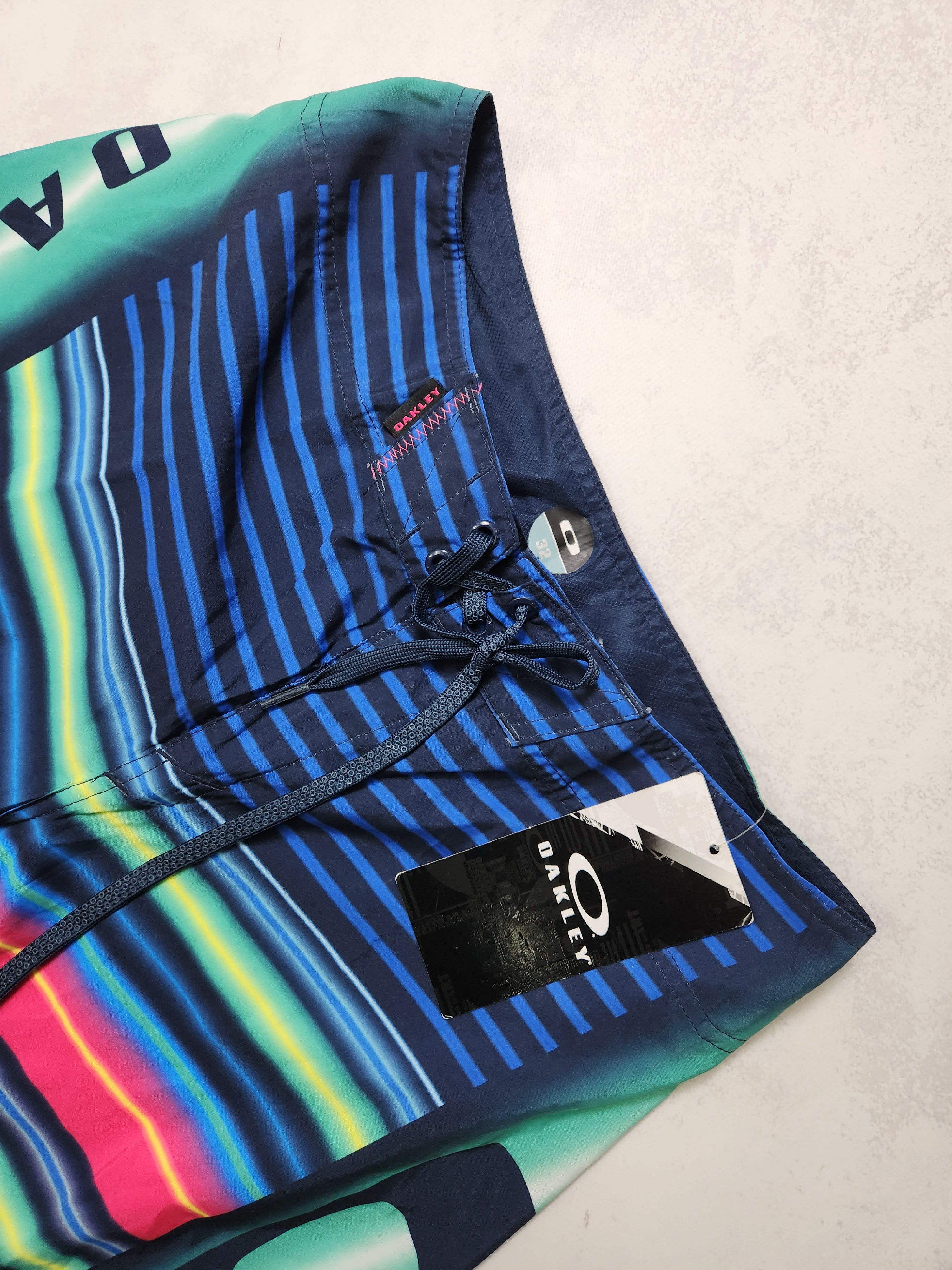 Oakley Oakley Multicolor swim shorts Size US 32 / EU 48 - 4 Thumbnail