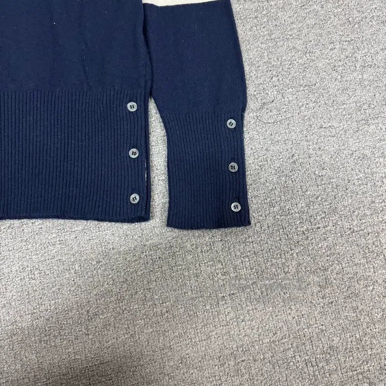 Thom Browne Thom Browne Pure cashmere four-striped high-neck sweater Size US M / EU 48-50 / 2 - 3 Thumbnail