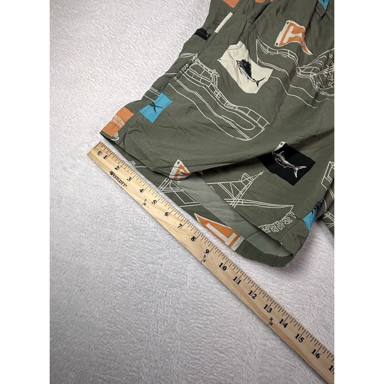 Vintage Columbia PFG Mens Shorts Bermuda Regular Nylon Polyester Blue Fish Print Navy Flags Martini Boat Quick Dry Lightweight Elastic Waist Drawstring Muscle Size US 31 - 4 Thumbnail