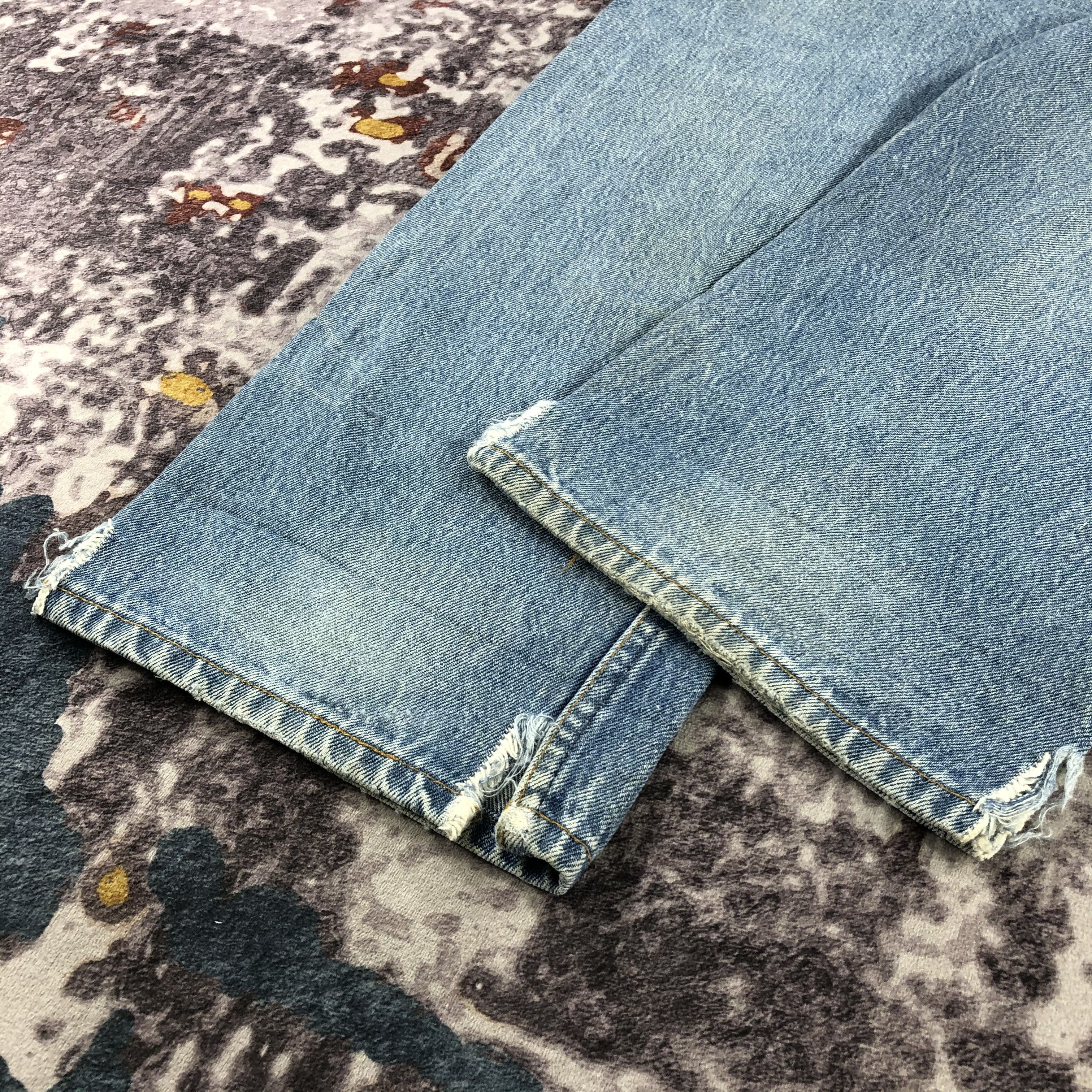 Levi's × Vintage Vintage 90s Light Wash Levis 501 Jeans-JM2739 Size US 36 / EU 52 - 5 Thumbnail