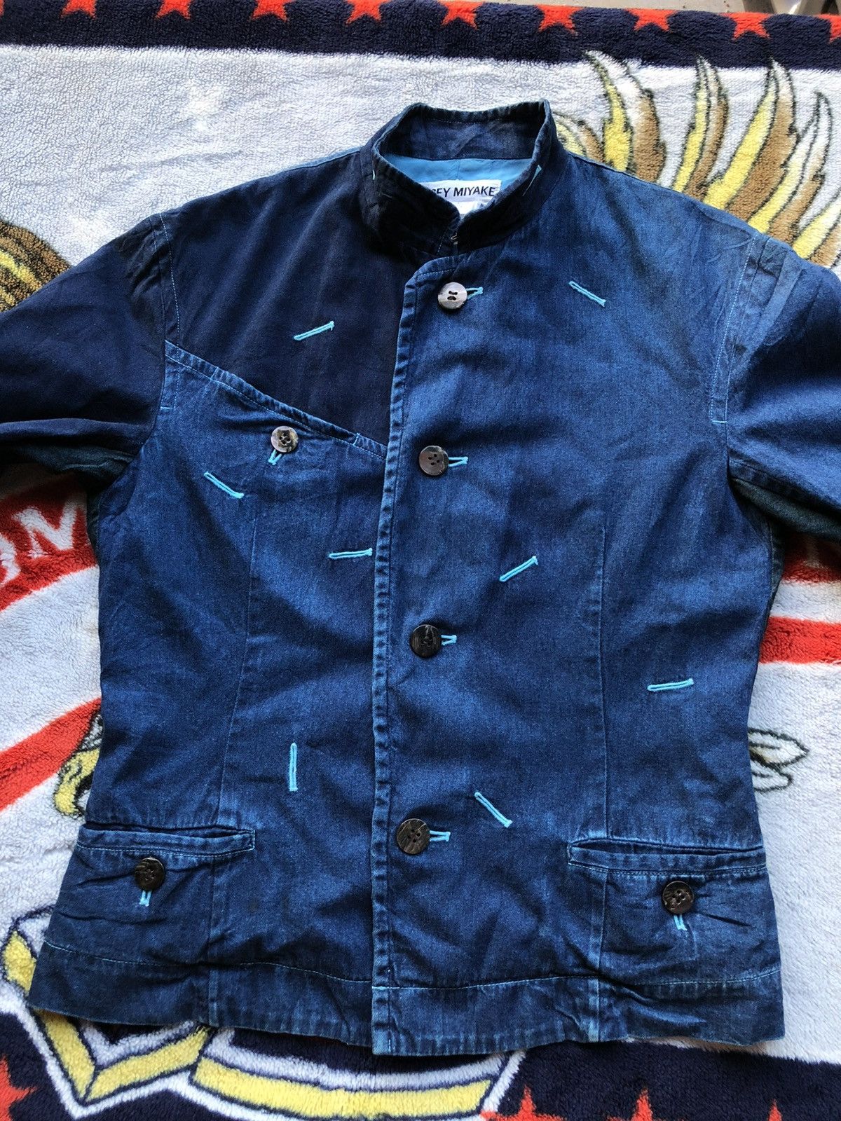 Issey Miyake Fall Winter 1993's Issey Miyake Chambre Denim Jacket Size US L / EU 52-54 / 3 - 10 Thumbnail
