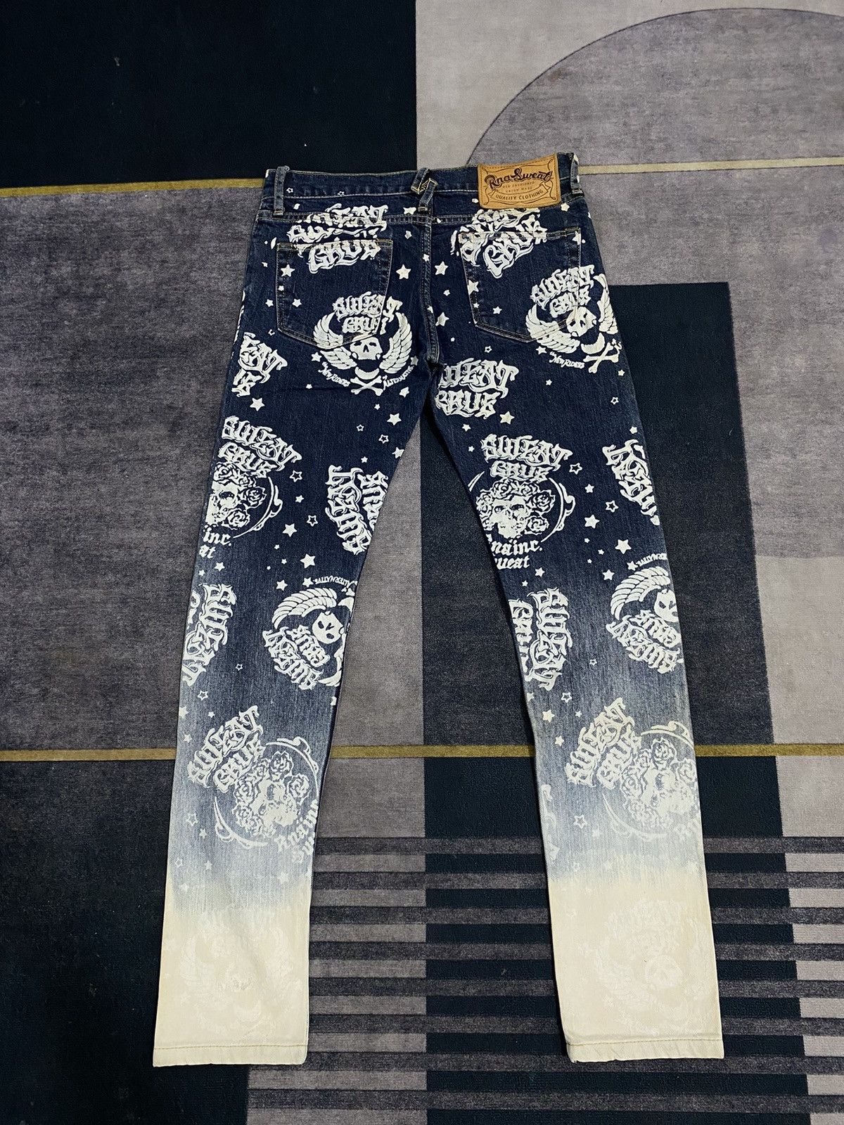 Hysteric Glamour RNAC SWT SKULL PRINT BOOT CUT DENIM PANTS Size US 29 - 3 Thumbnail