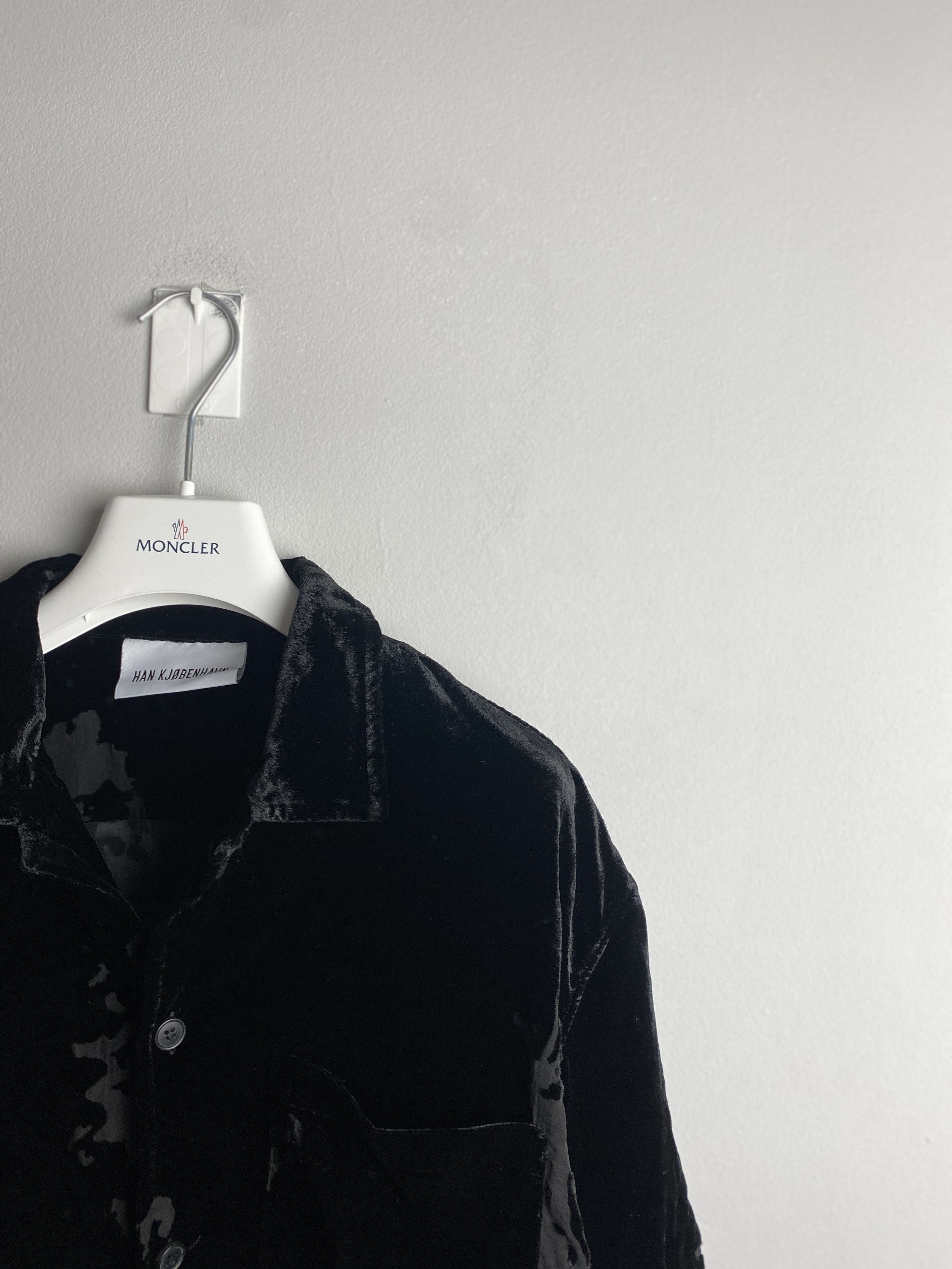 Han Kjobenhavn Han Kjobenhavn velvet velour viscose shirt opium alternative Size US S / EU 44-46 / 1 - 2 Thumbnail