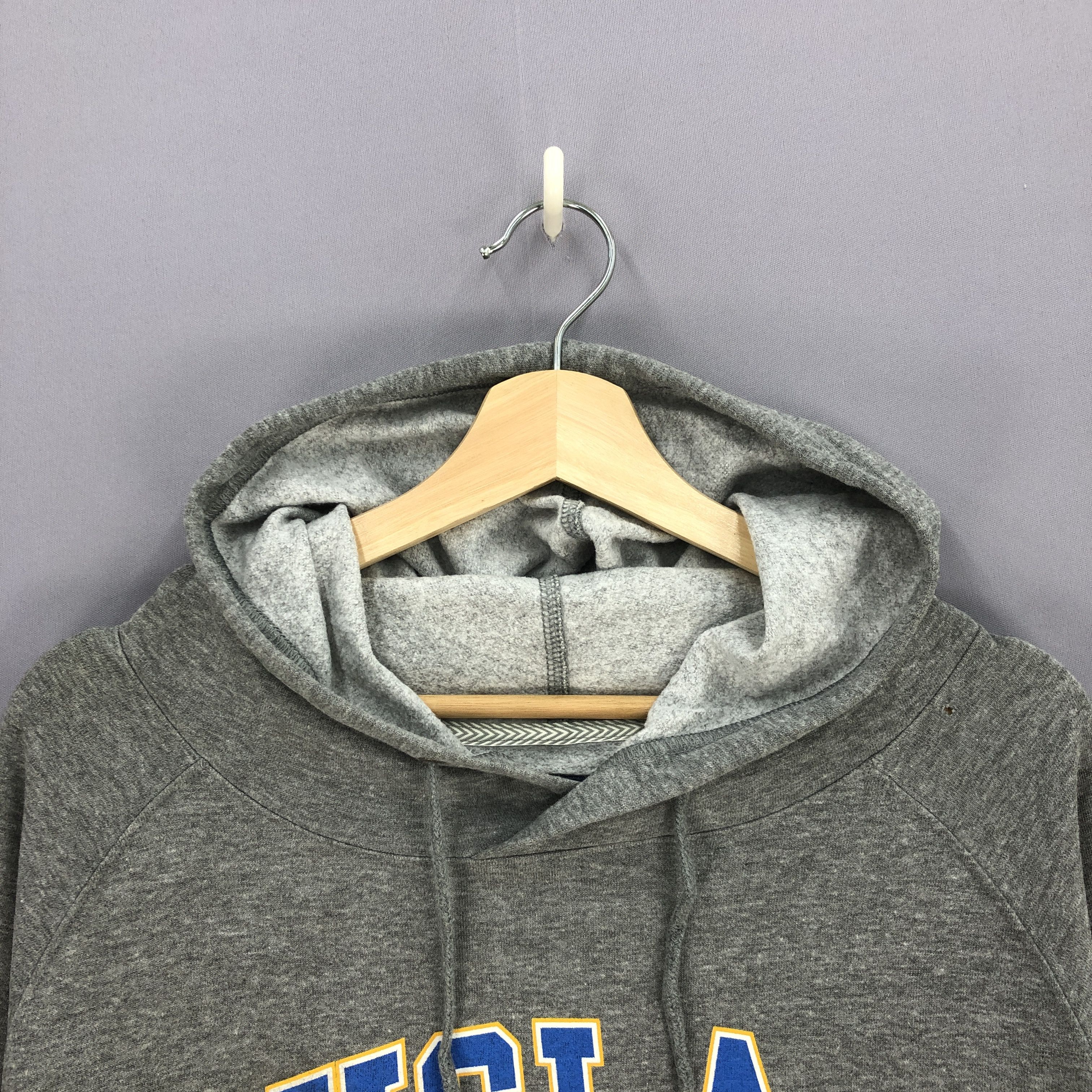 Jansport × Vintage Vintage Jansports Sweatshirt Hoodie UCLA Sweater Hooded Size US M / EU 48-50 / 2 - 7 Thumbnail