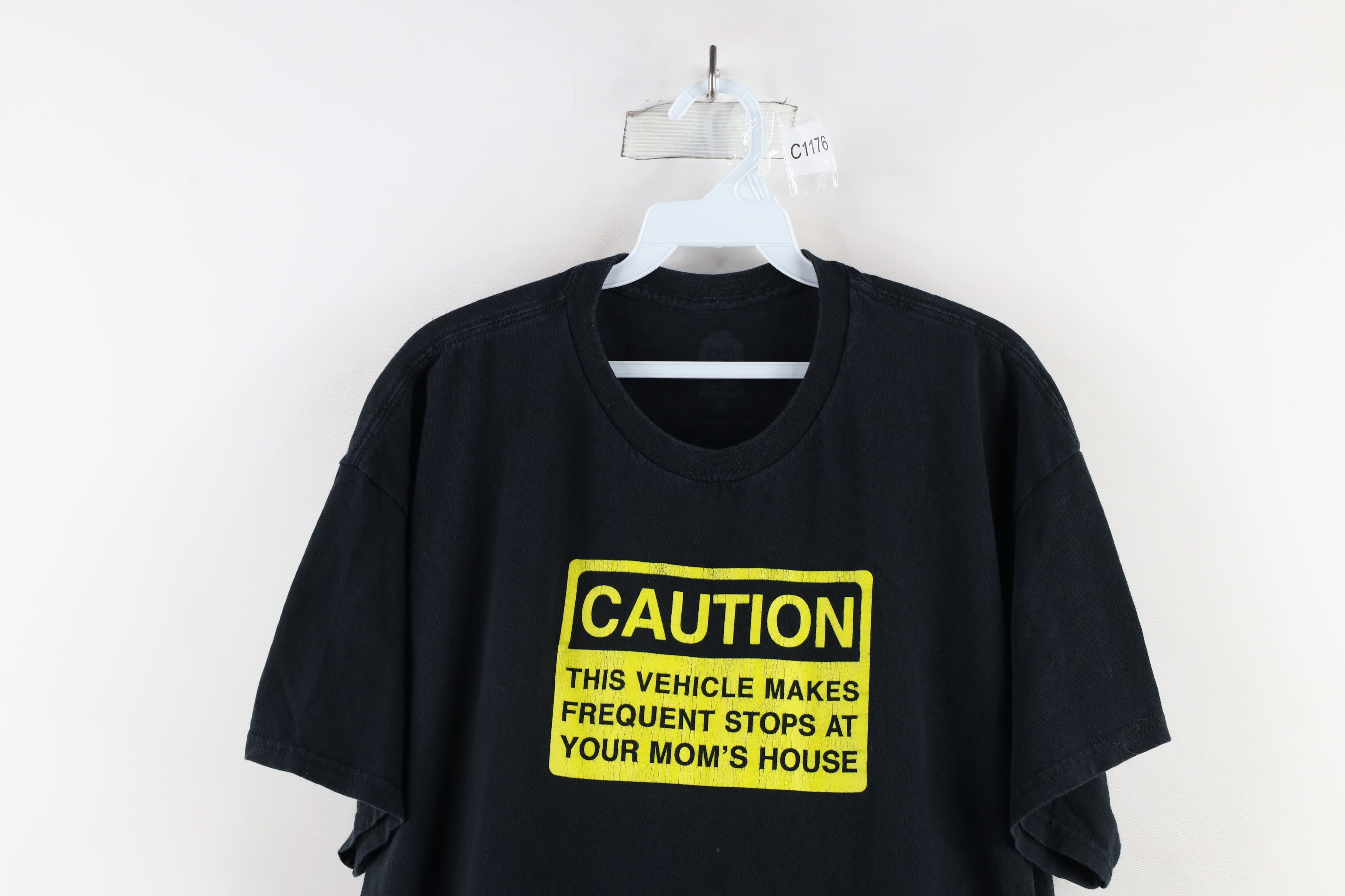 Vintage Vintage Vehicle Makes Stops At Your Moms House T-Shirt Black Size US XL / EU 56 / 4 - 2 Thumbnail