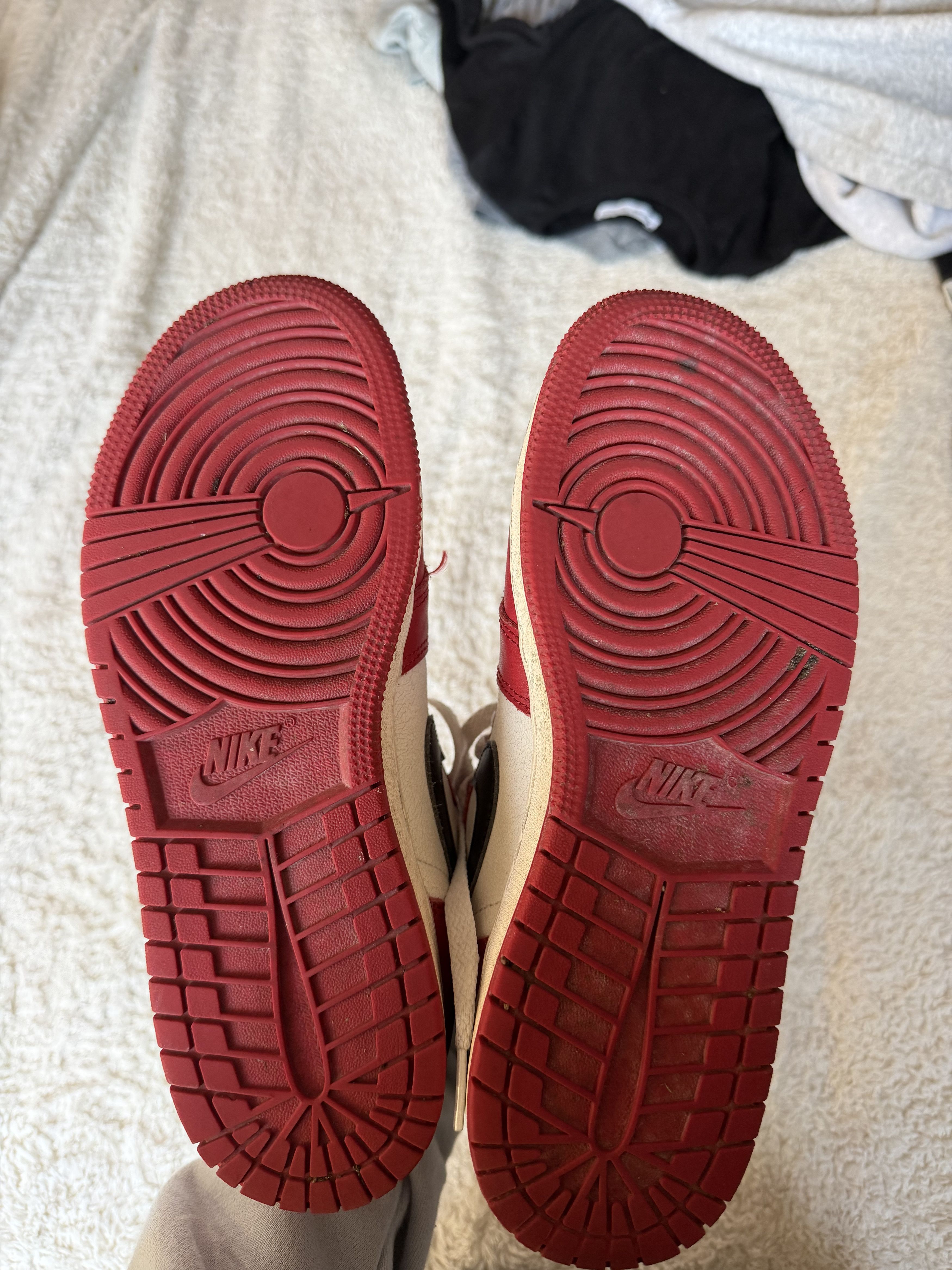 Jordan Brand Jordan 1 High OG Lost & Found Youth 5.5 (W 7) – Box – Used Size US 7 / IT 37 - 7 Thumbnail