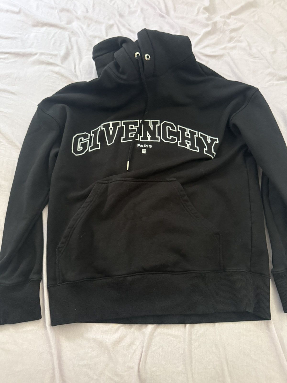 Givenchy Givenchy Hoodie Black Size US S / EU 44-46 / 1 - 1 Thumbnail