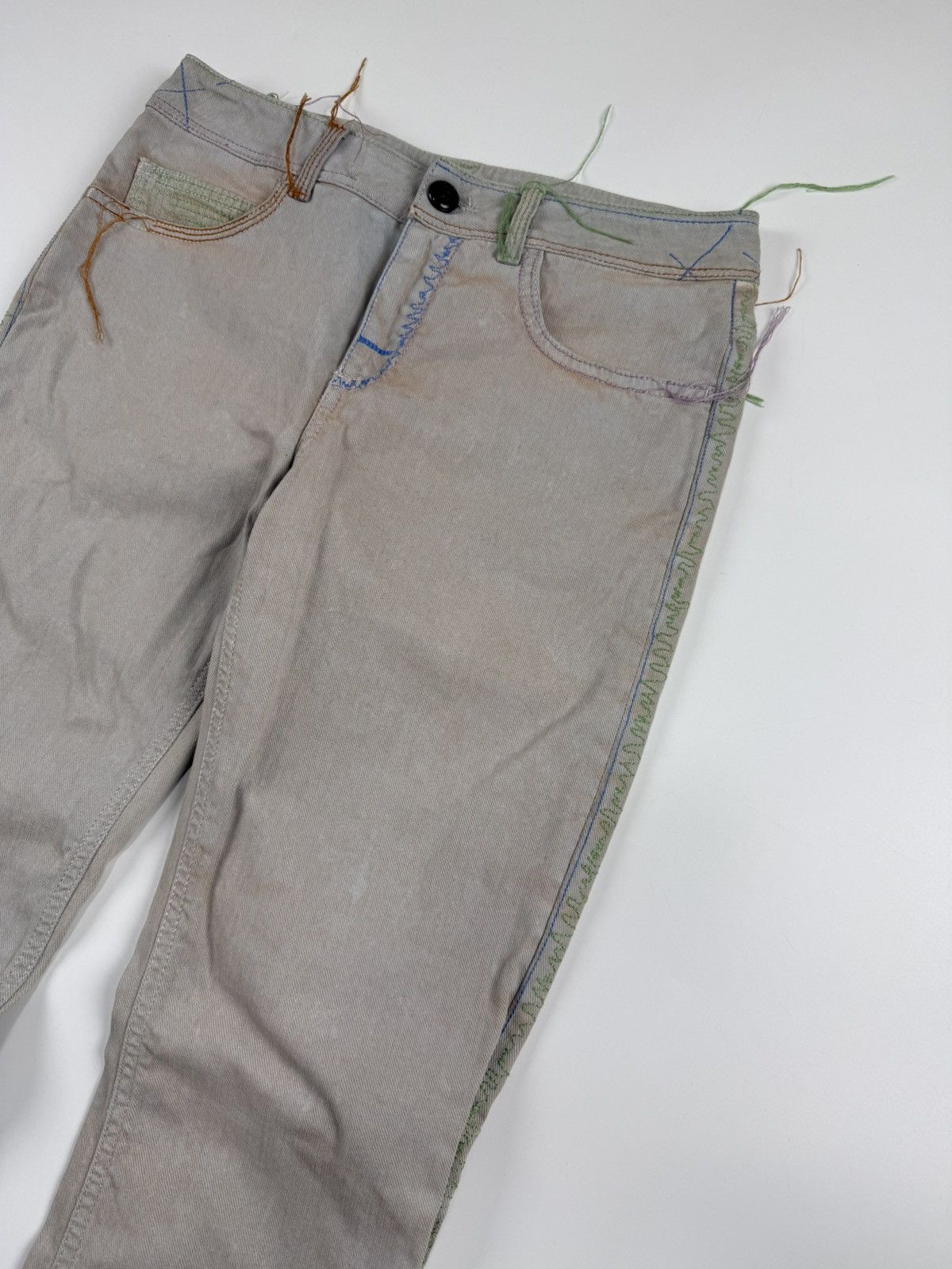 Chanel Chanel Washed Out Denim Distressed Embroidery Detail Jeans Size 28" / US 6 / IT 42 - 4 Thumbnail