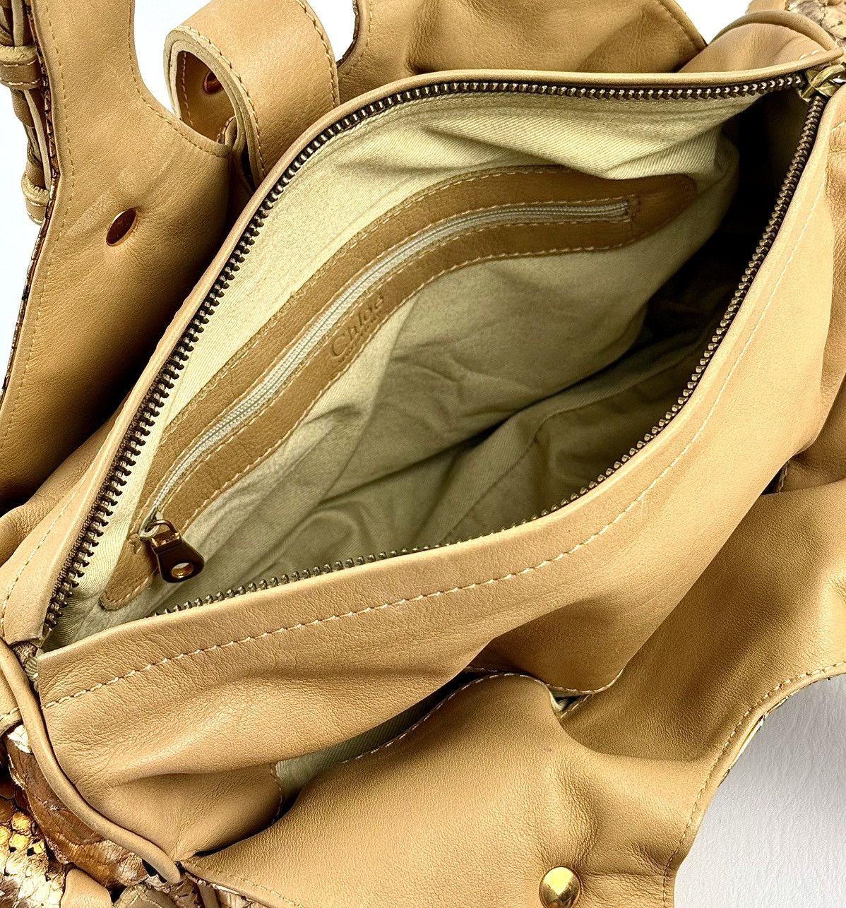 Chloe Chloe - Phoebe - 2004 - Magazine - Metallic Gold - Silverado Size ONE SIZE - 22 Thumbnail