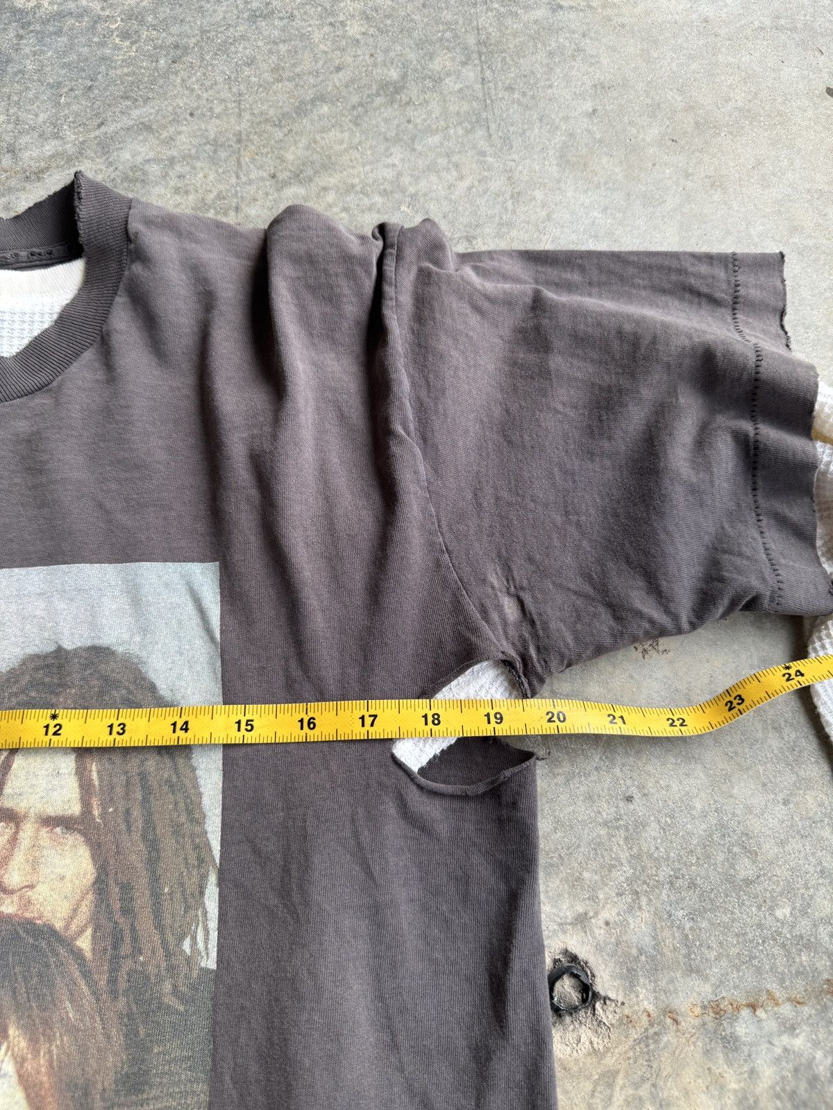 Band Tees × Vintage *RARE* 1995 VINTAGE THRASHED TAKE THAT TOUR TEE Size US M / EU 48-50 / 2 - 6 Thumbnail