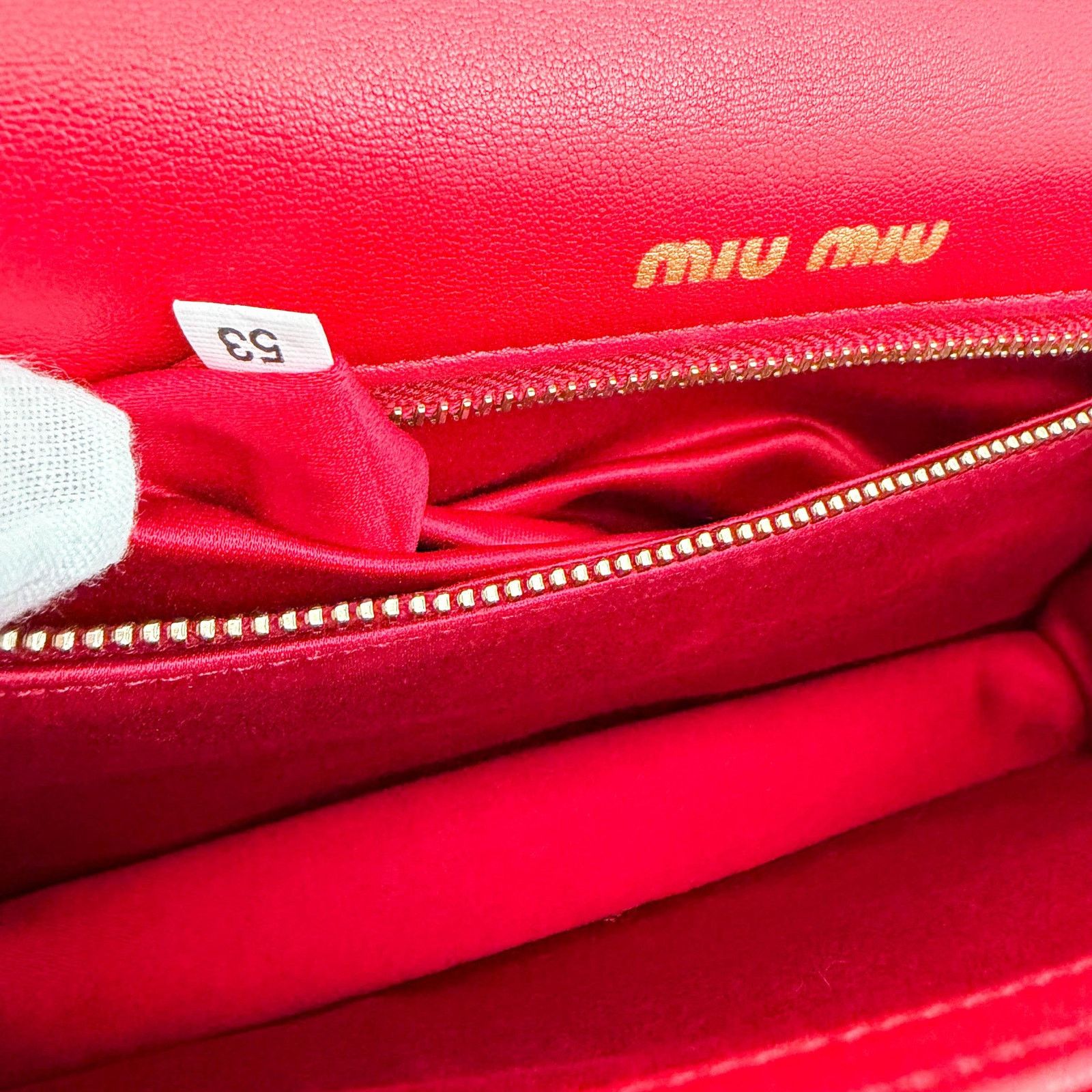 Miu Miu Authentic Miu Miu Matelasse Leather Top Handle Bag Size ONE SIZE - 12 Thumbnail