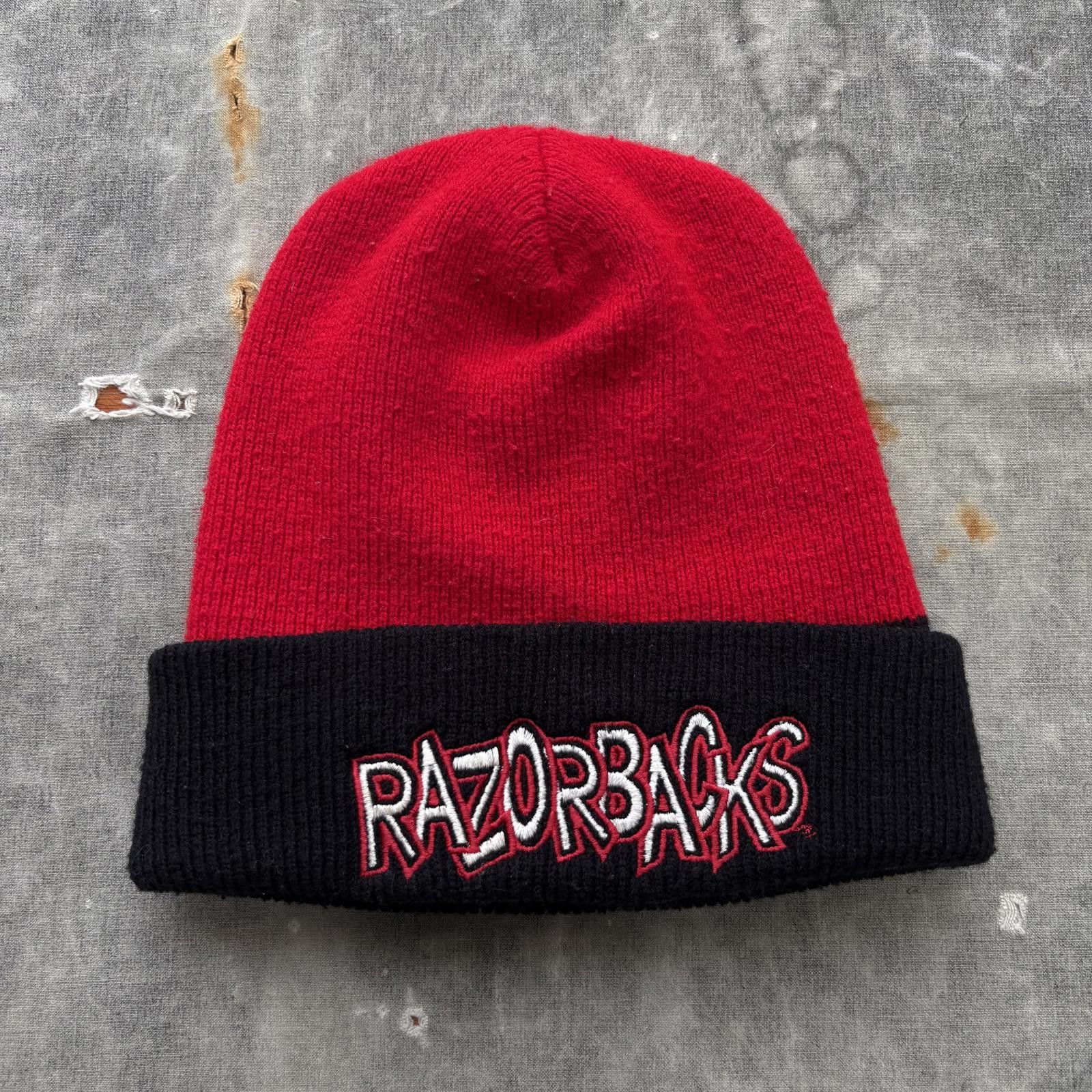 Vintage Vintage 90s Arkansas Razorbacks Embroidered College Beanie Size ONE SIZE - 1 Thumbnail