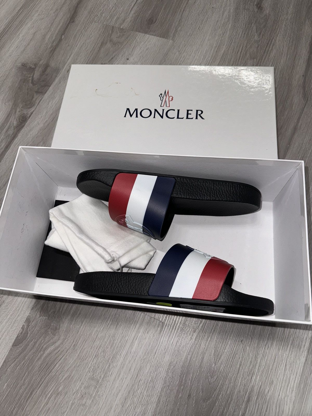 Moncler Moncler Size 6 Slides Size US 6 / EU 39 - 4 Thumbnail